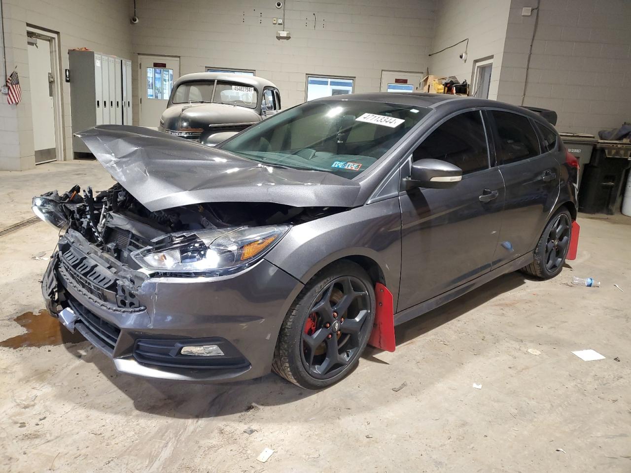 FORD FOCUS 2015 1fadp3l93fl322833