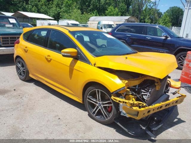 FORD FOCUS 2016 1fadp3l93gl357230