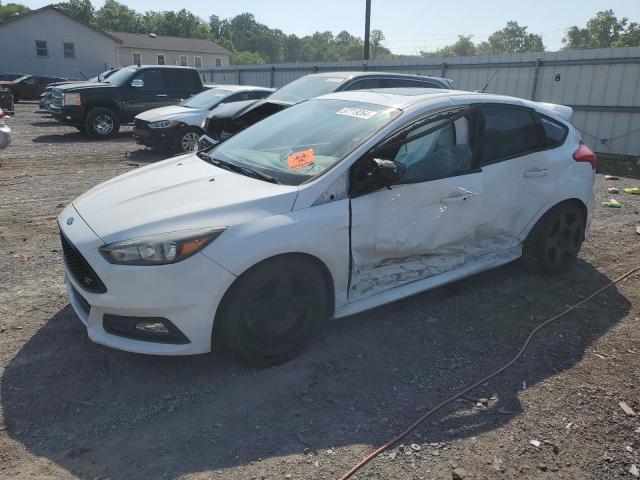 FORD FOCUS 2015 1fadp3l95fl267317