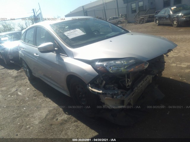 FORD FOCUS 2014 1fadp3l96el457447