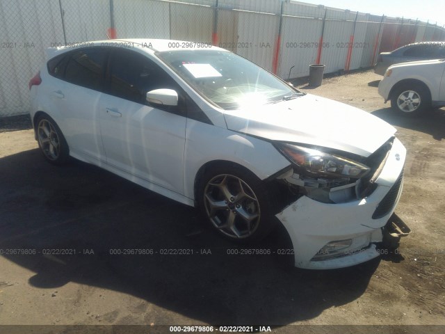 FORD FOCUS 2016 1fadp3l96gl209203