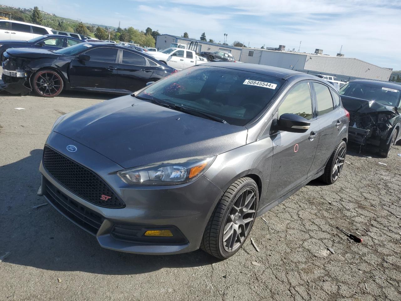 FORD FOCUS 2018 1fadp3l98jl233560