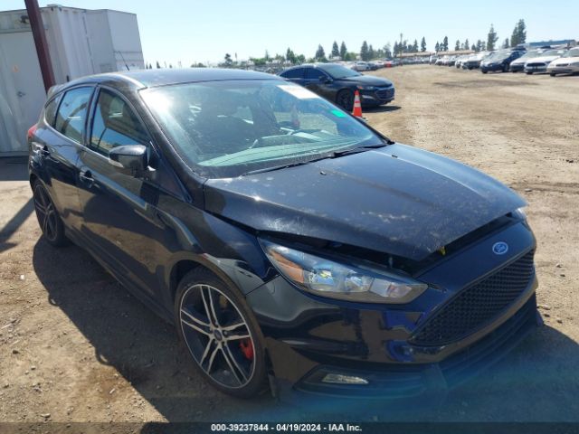 FORD FOCUS 2018 1fadp3l9xjl323227