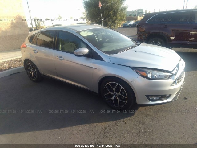 FORD FOCUS 2017 1fadp3m22hl308426