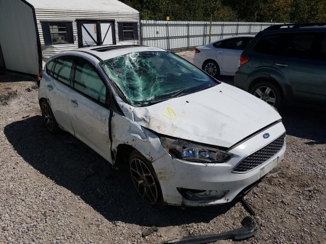 FORD FOCUS SEL 2017 1fadp3m23hl213776