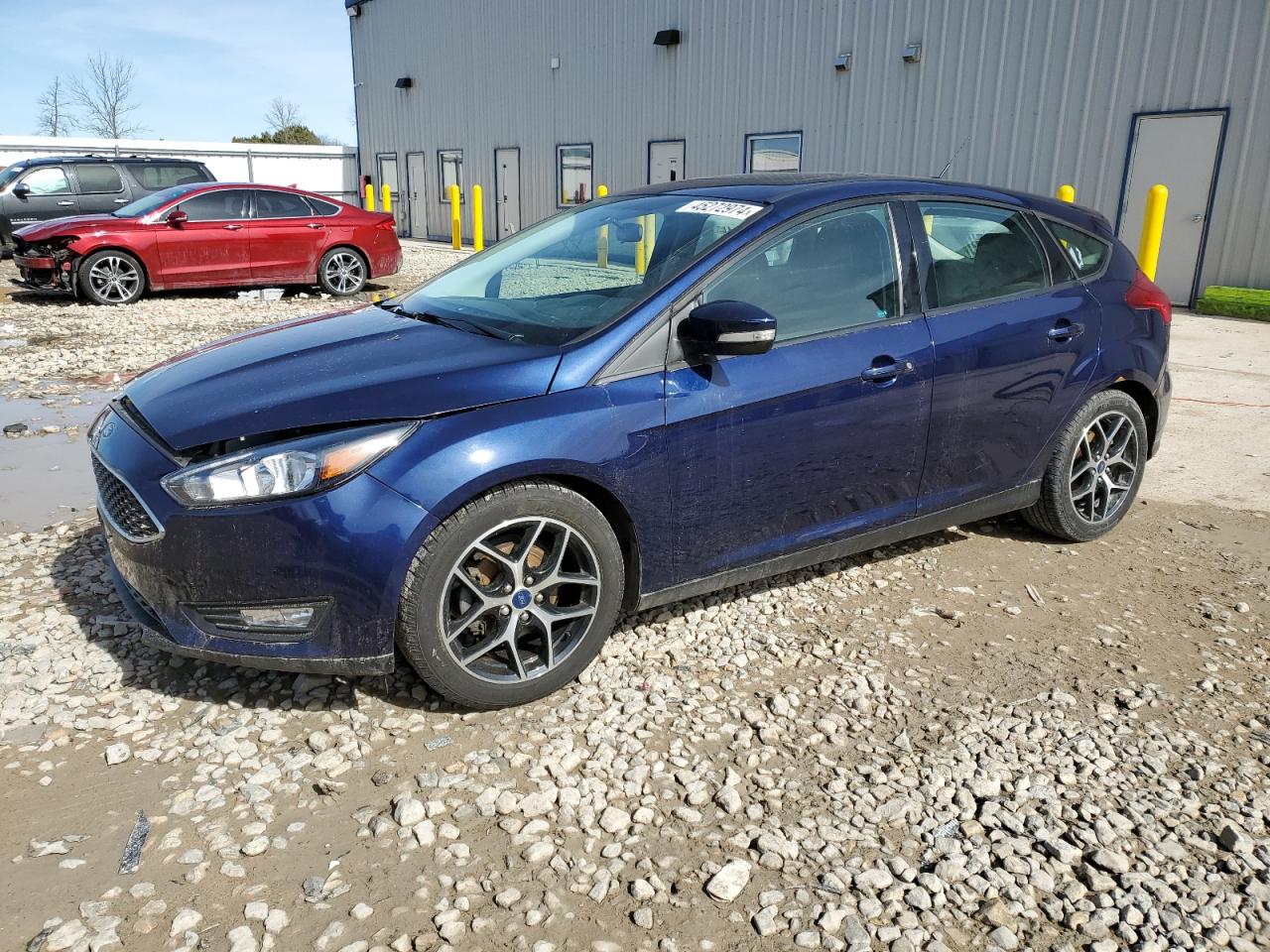 FORD FOCUS 2017 1fadp3m24hl325003