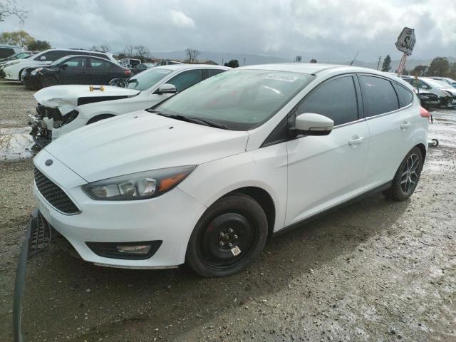 FORD FOCUS SEL 2017 1fadp3m26hl299648