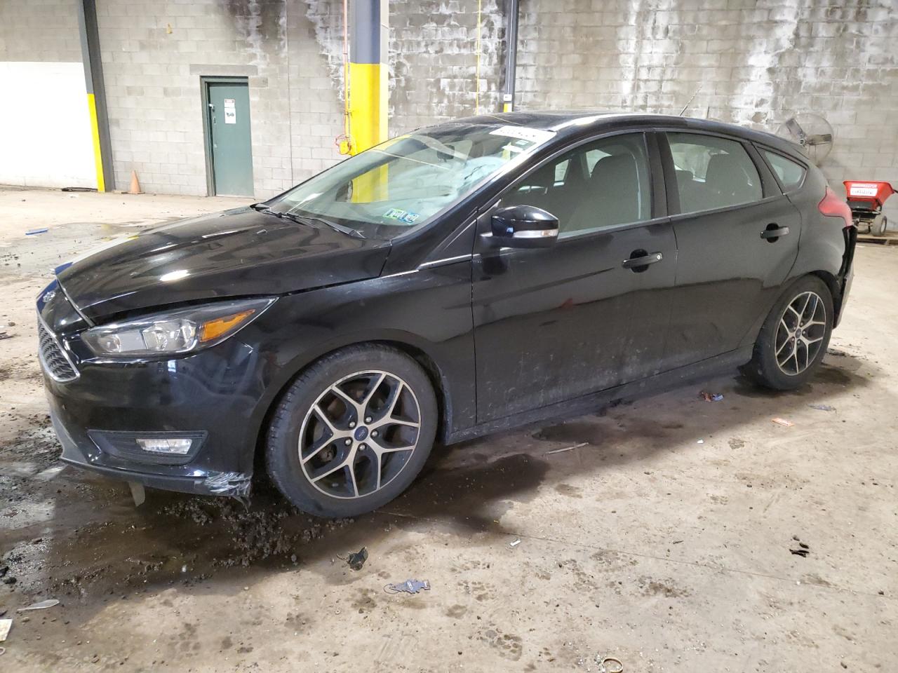 FORD FOCUS 2018 1fadp3m26jl208299