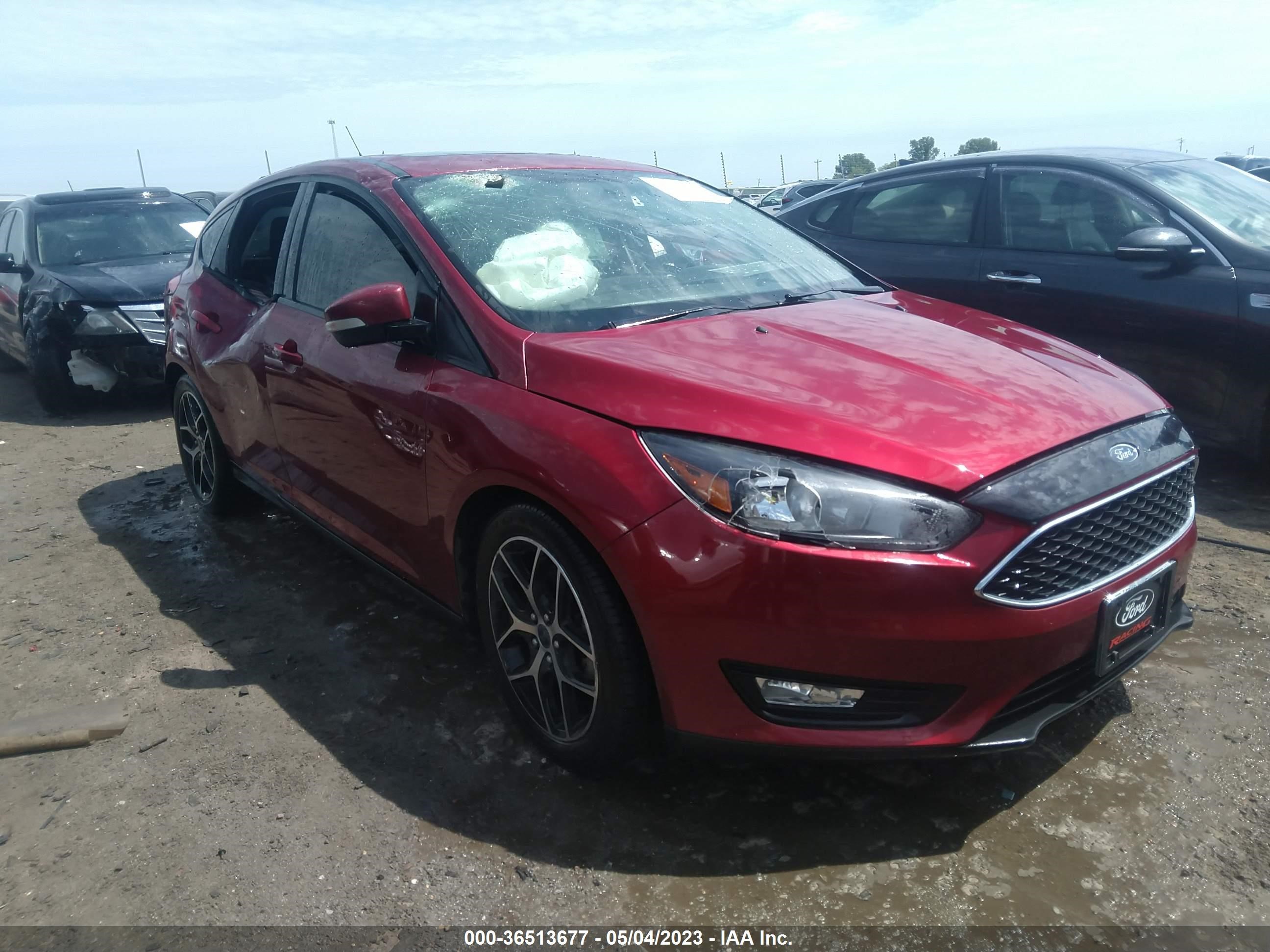 FORD FOCUS 2017 1fadp3m27hl282129