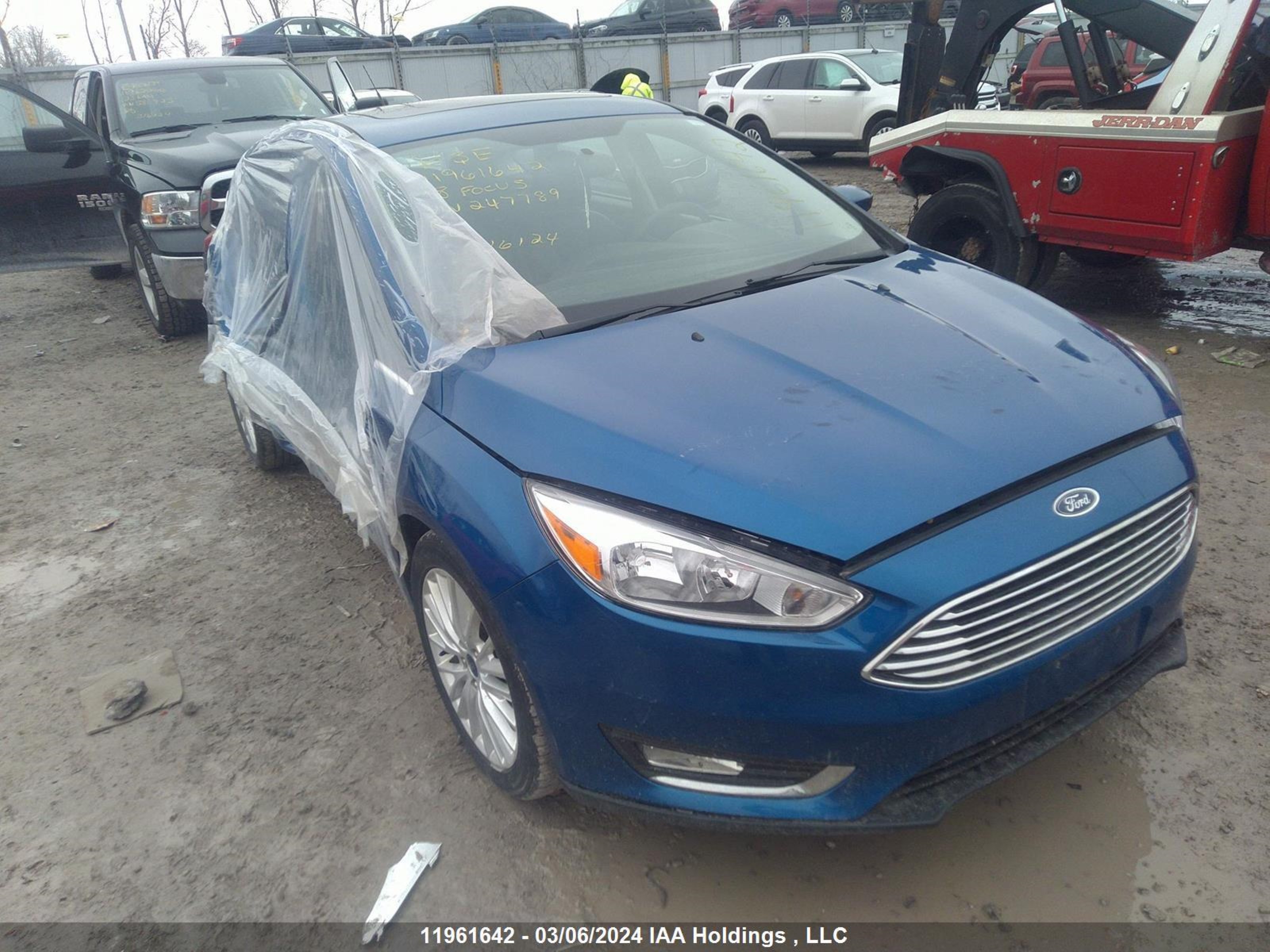 FORD FOCUS 2018 1fadp3n20jl247789