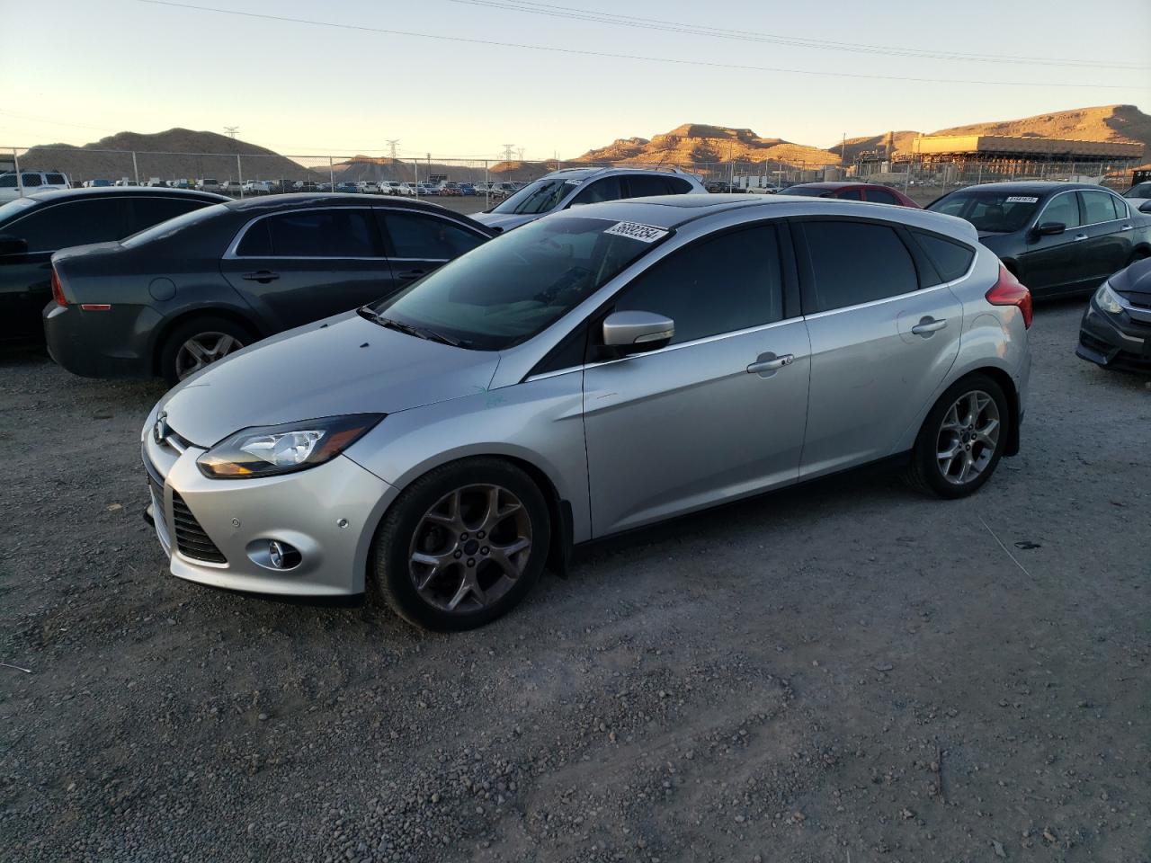 FORD FOCUS 2014 1fadp3n22el276636