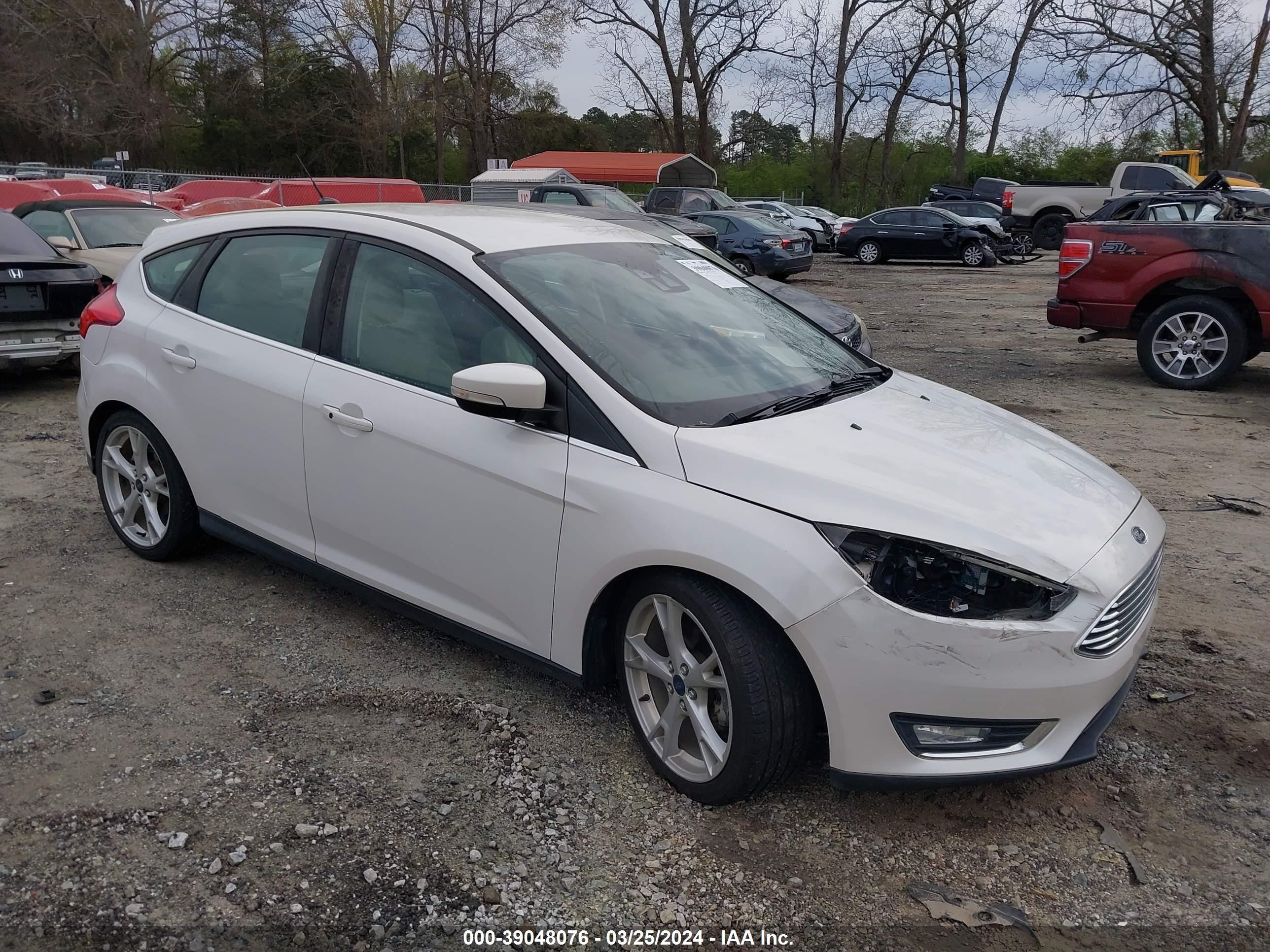 FORD FOCUS 2016 1fadp3n22gl224006