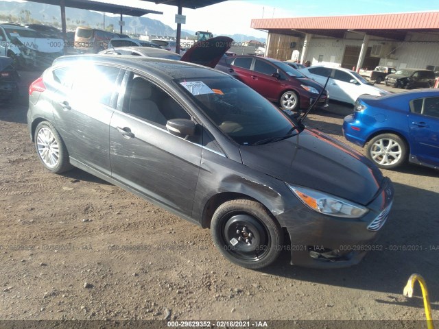 FORD FOCUS 2018 1fadp3n25jl323443