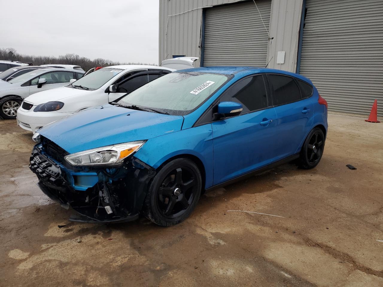 FORD FOCUS 2015 1fadp3n26fl208177