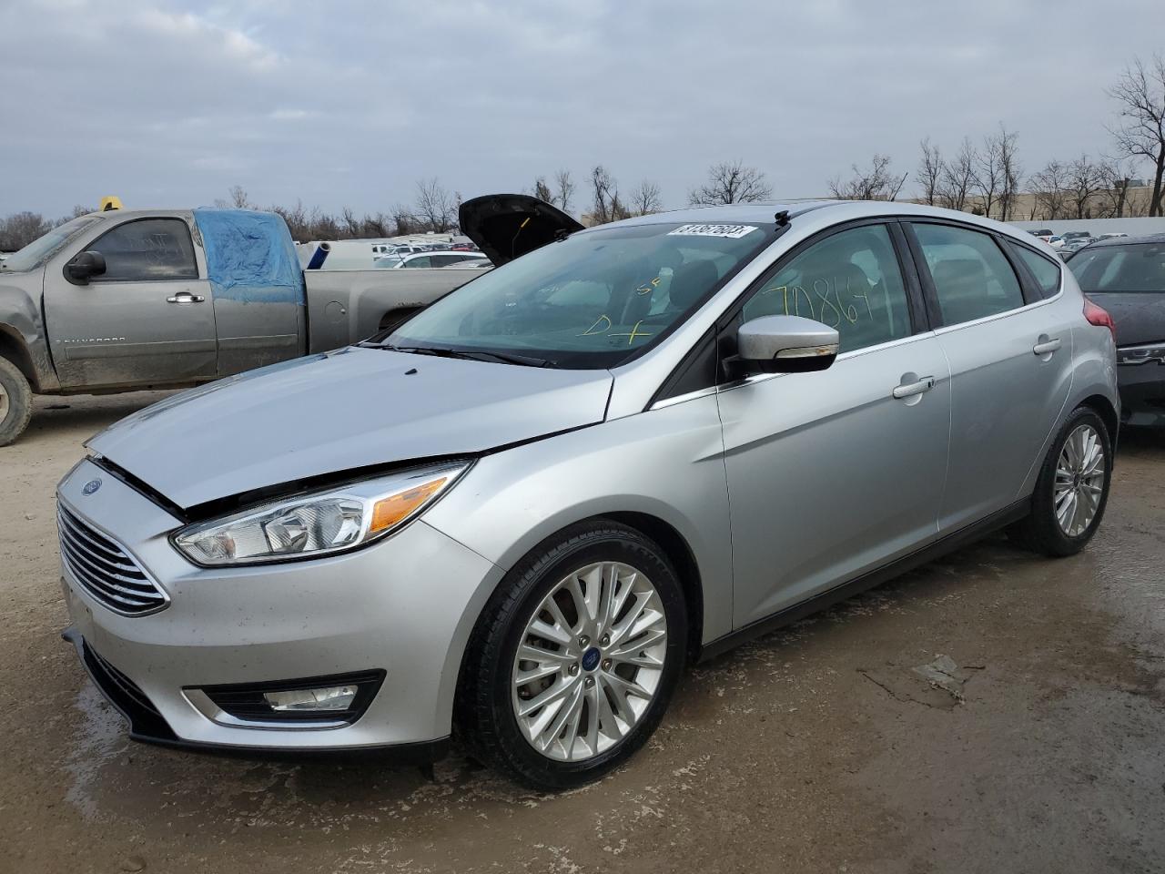 FORD FOCUS 2018 1fadp3n29jl233213