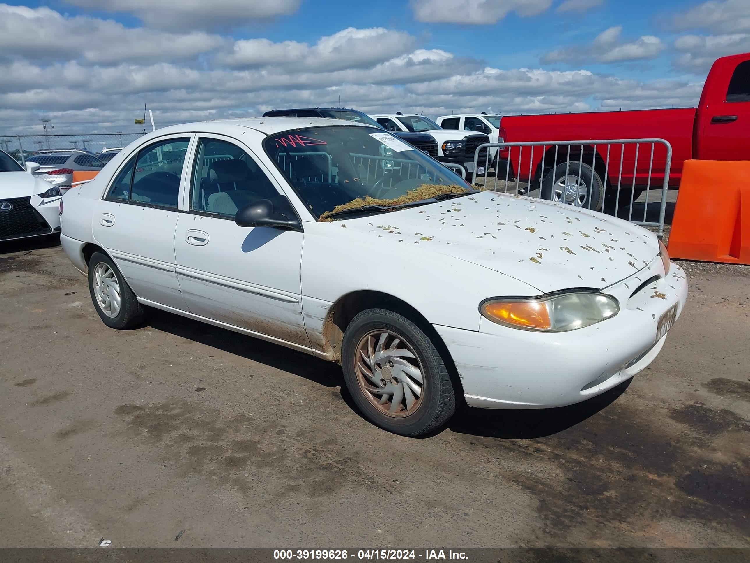 FORD ESCORT 1999 1fafp13p1xw147784