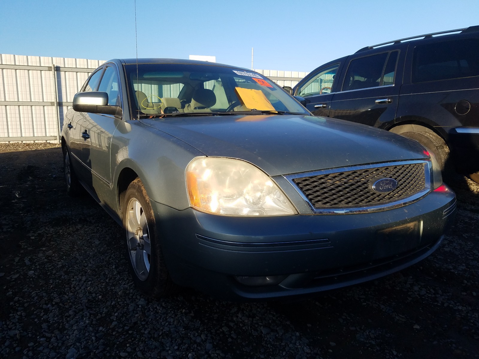 FORD FIVE HUNDR 2005 1fafp24125g174550