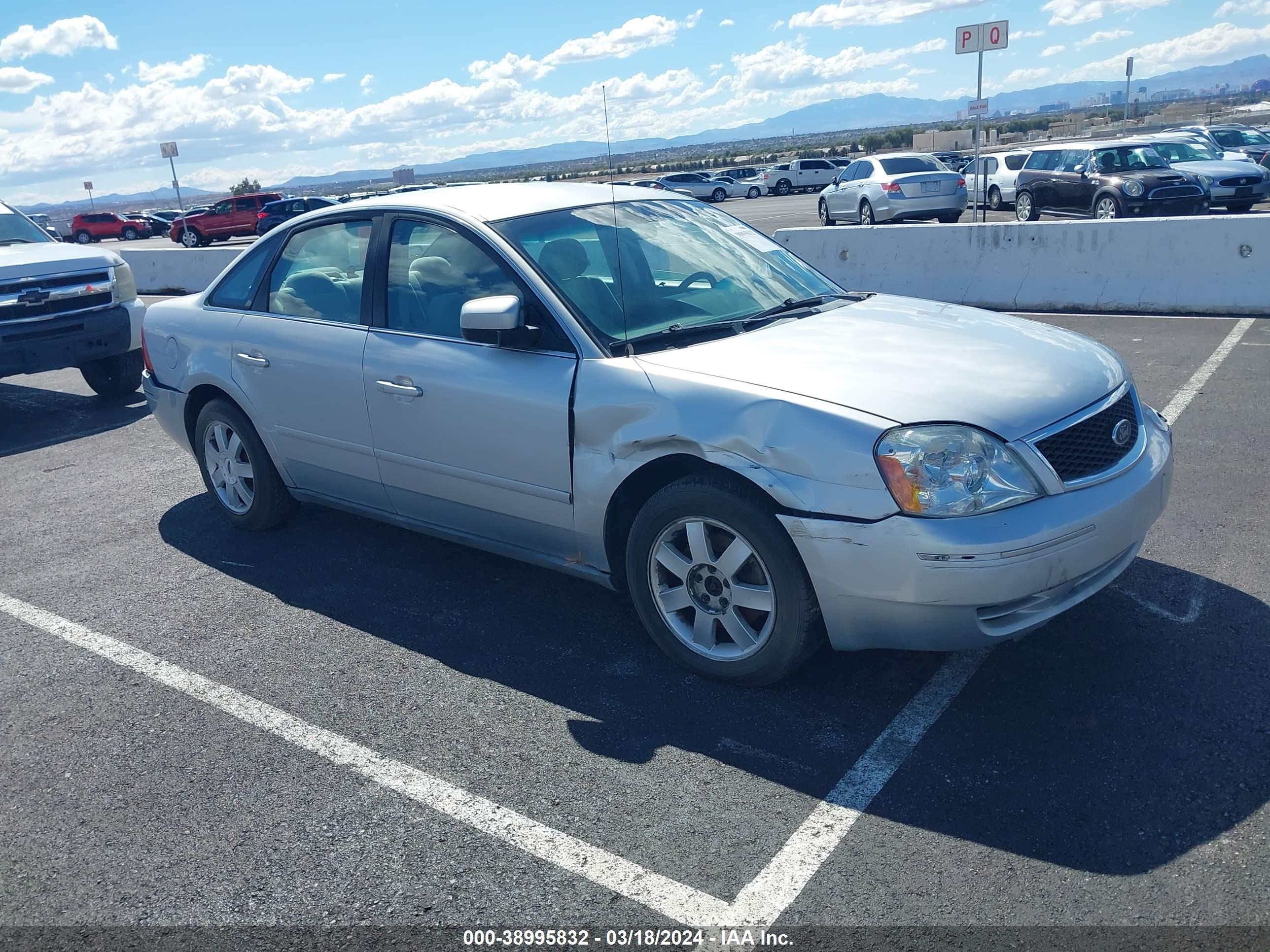 FORD FIVE HUNDRED 2005 1fafp26115g197671