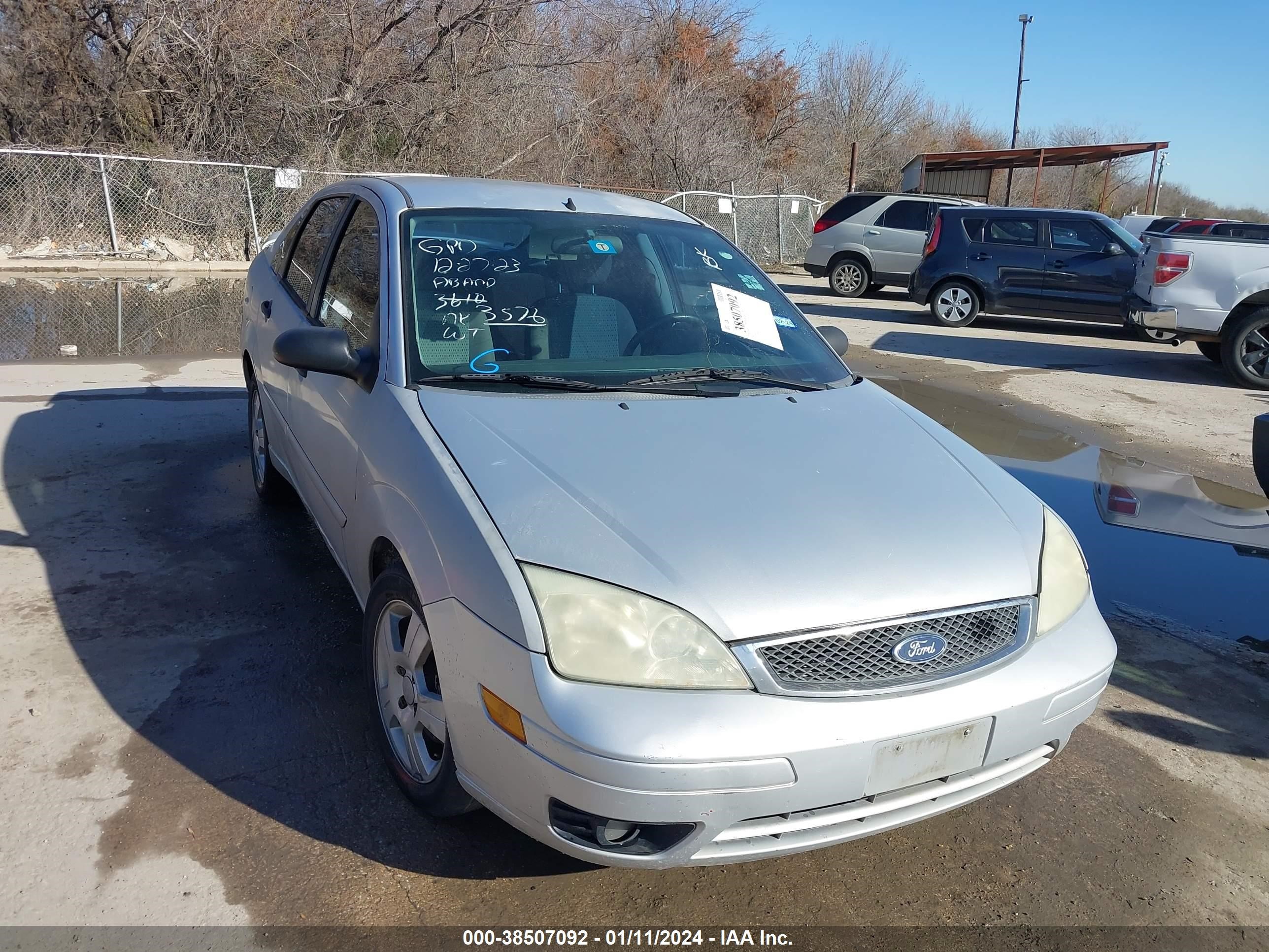 FORD FOCUS 2005 1fafp34n15w165417