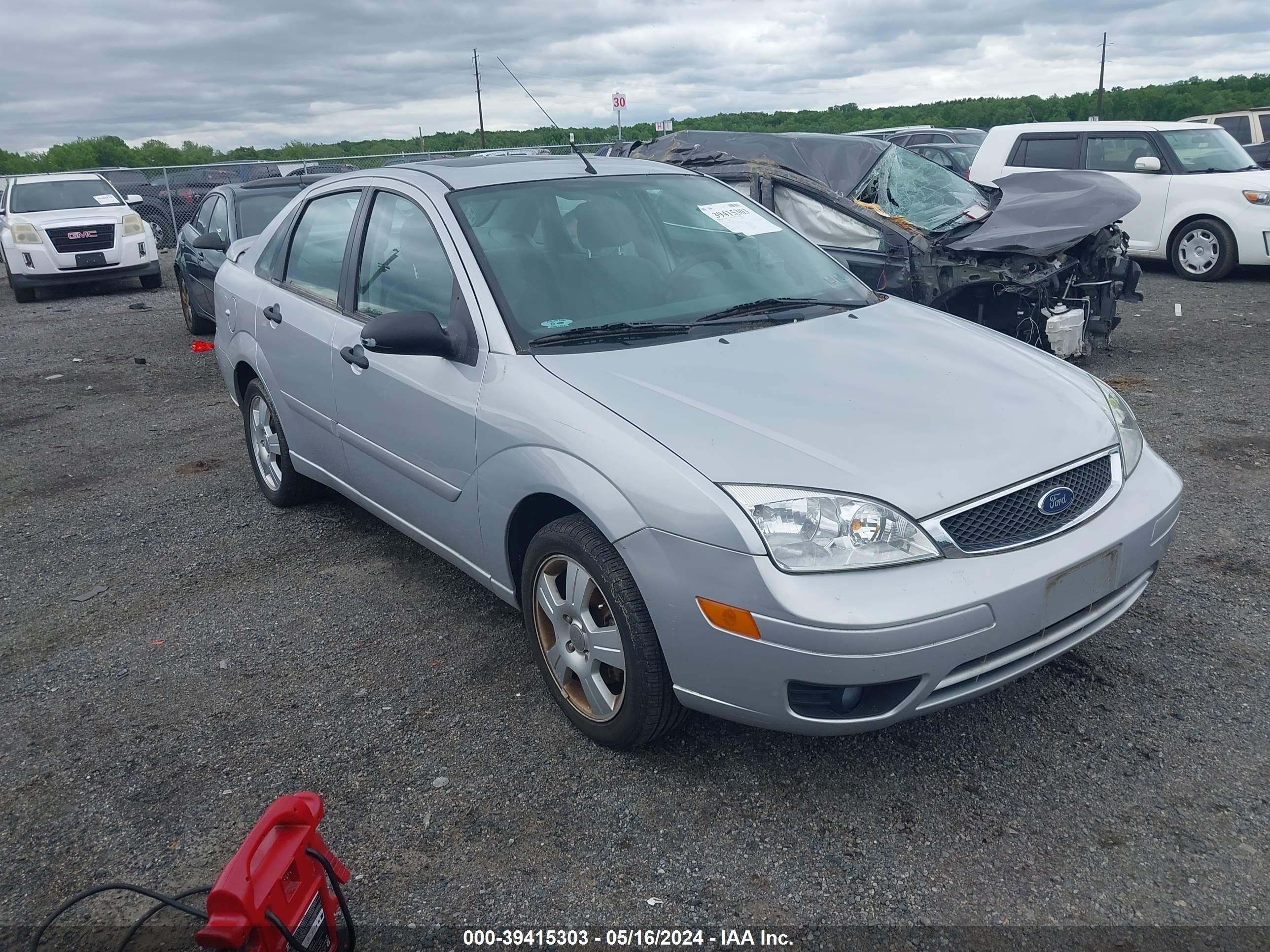 FORD FOCUS 2005 1fafp34n95w268312