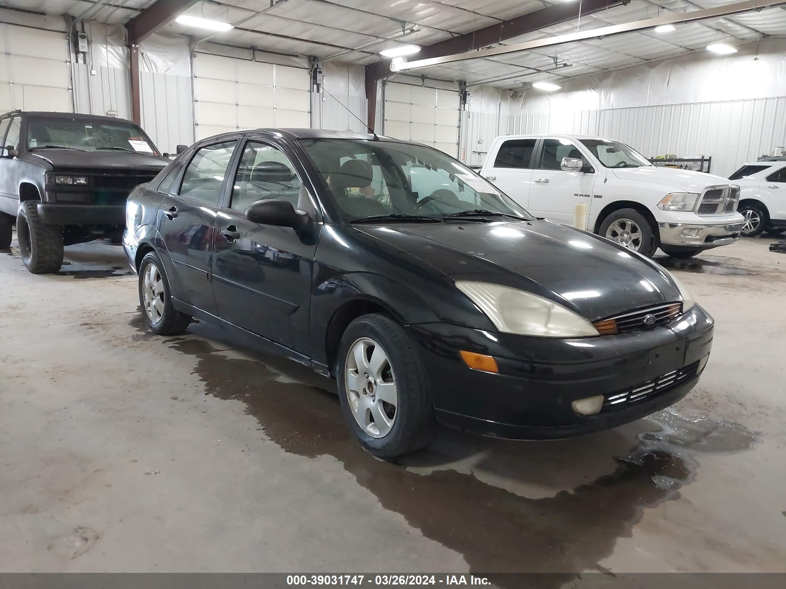 FORD FOCUS 2001 1fafp383x1w340444