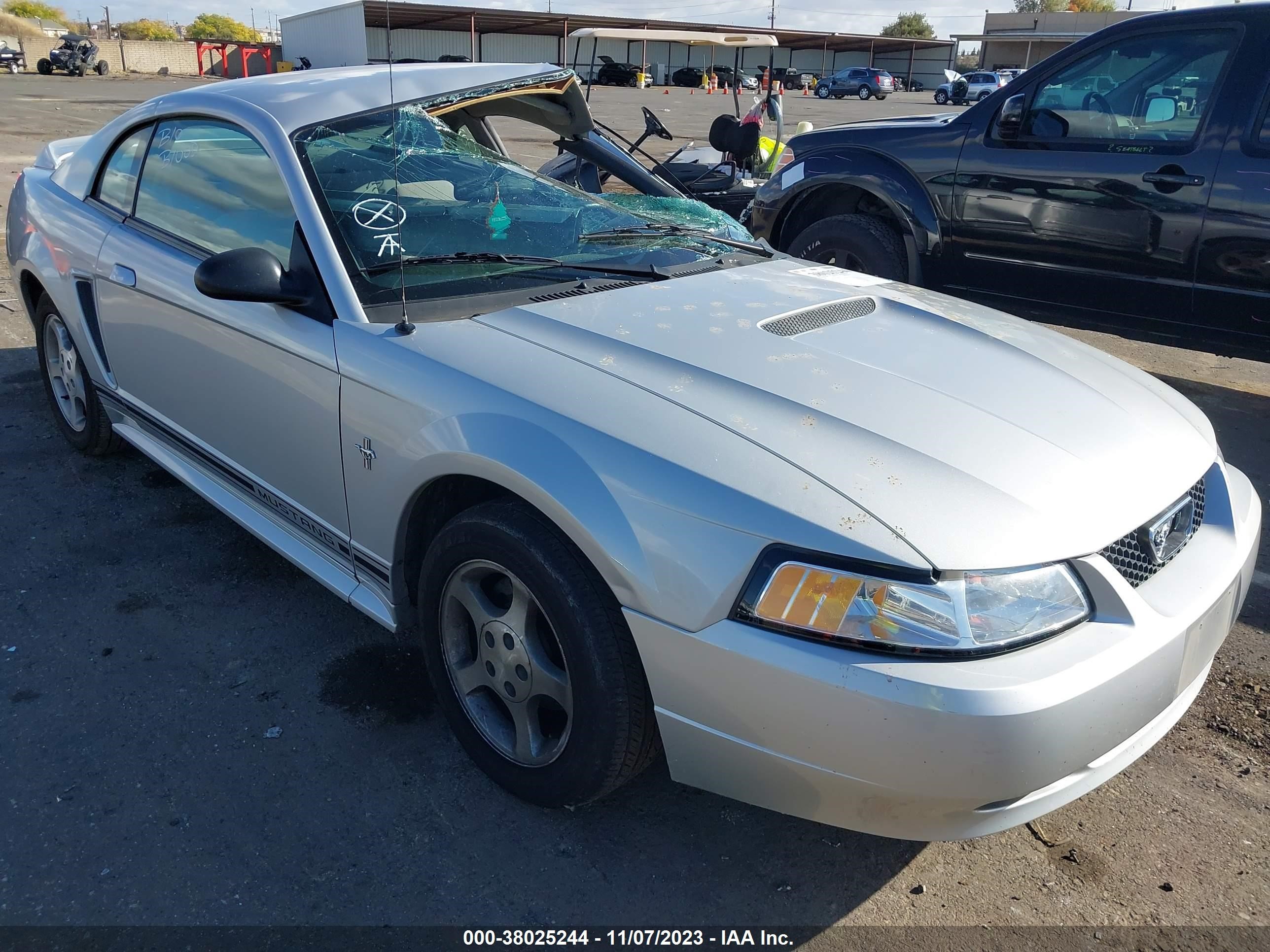 FORD MUSTANG 2000 1fafp4043yf292662