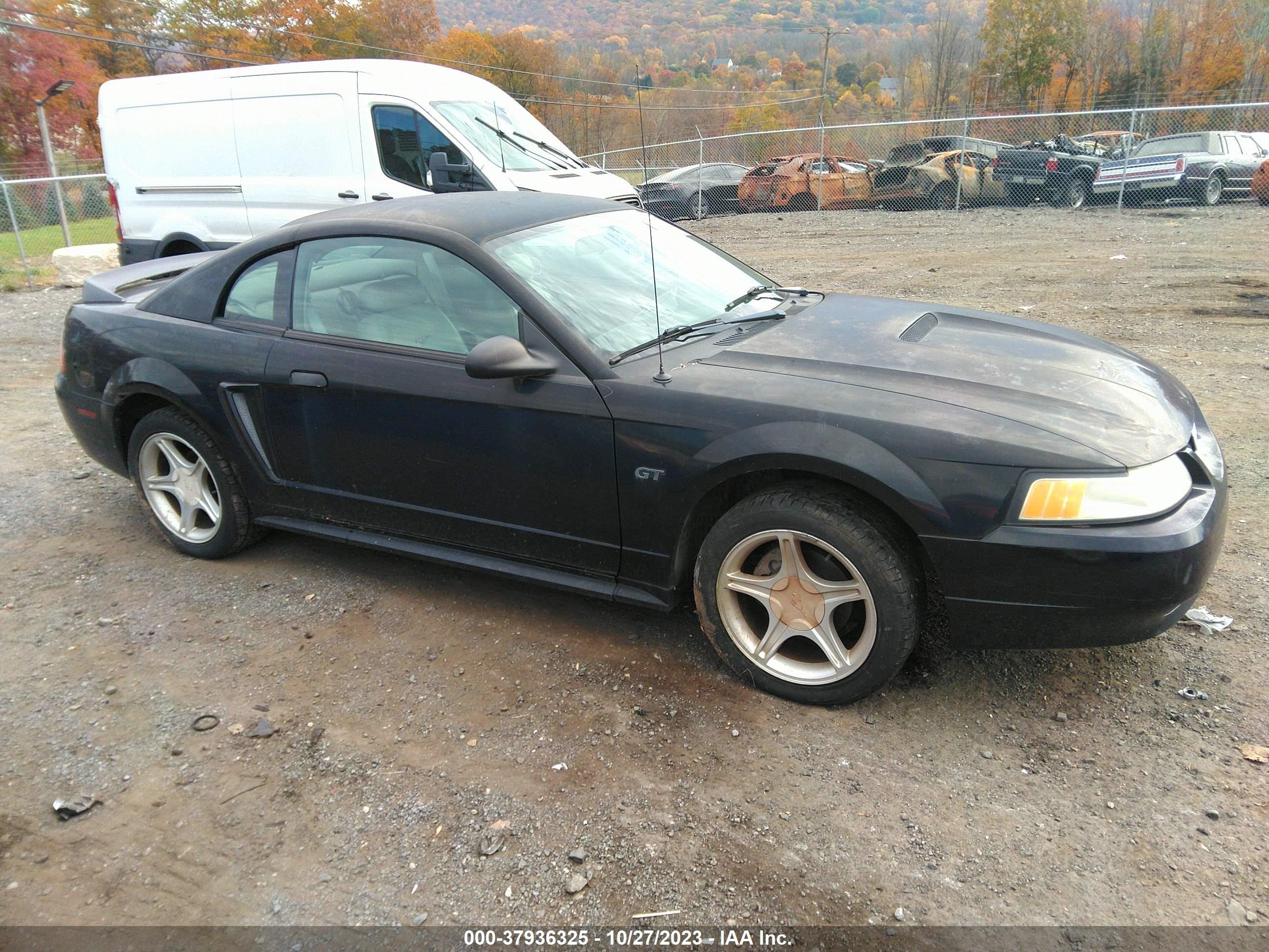 FORD MUSTANG 2000 1fafp42x3yf275755