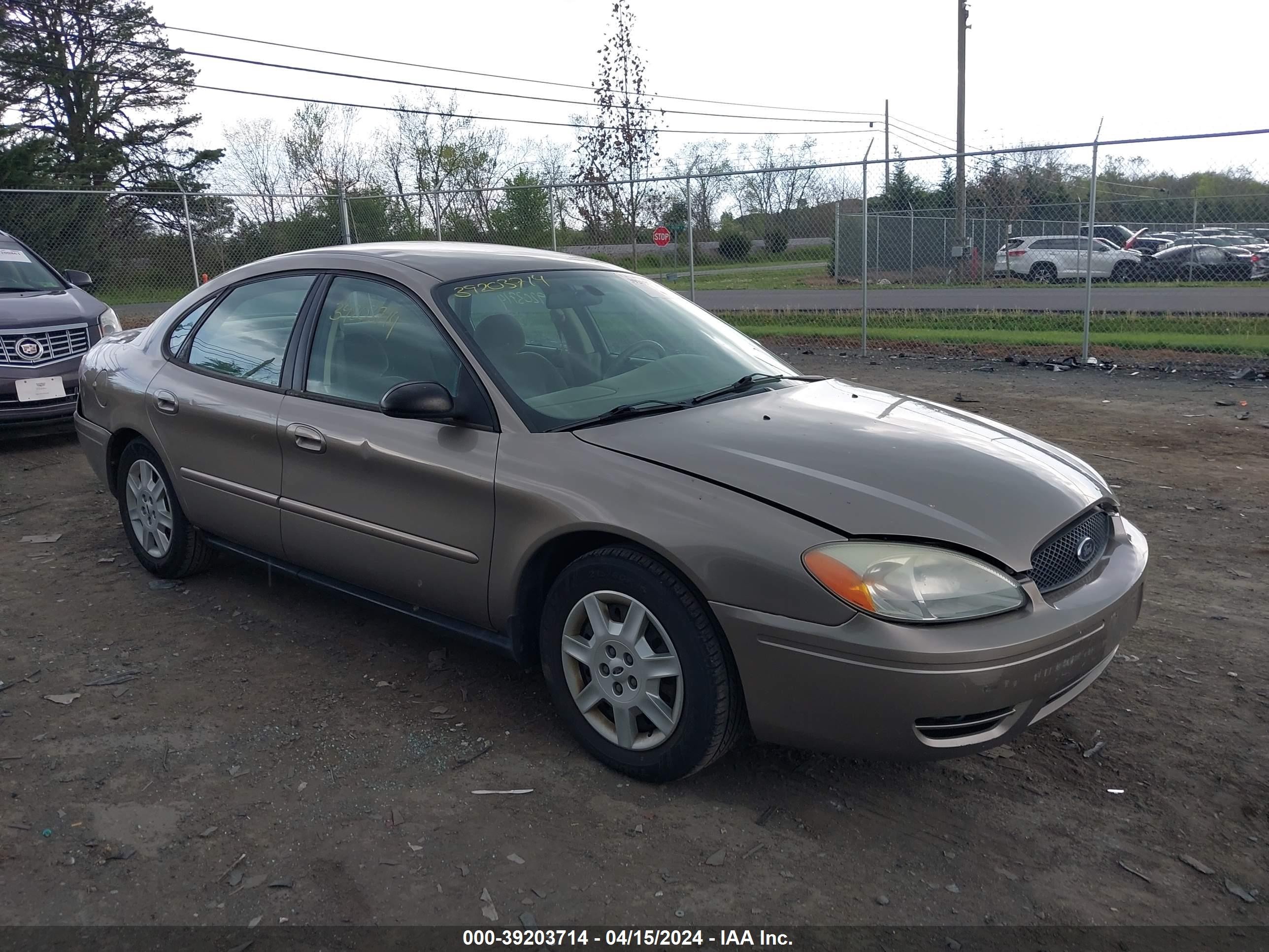 FORD TAURUS 2004 1fafp52204g162571