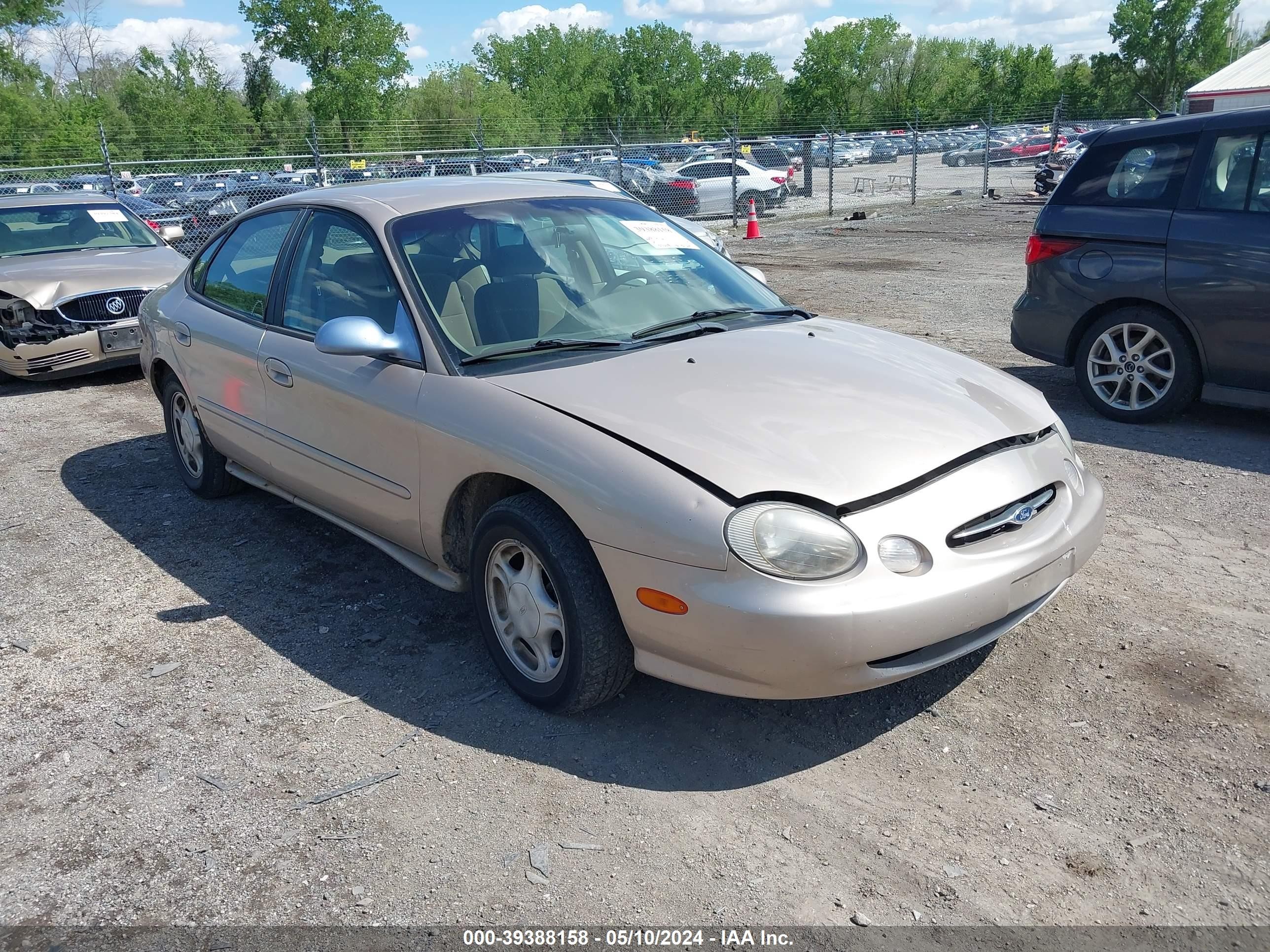 FORD TAURUS 1998 1fafp52u4wa109489