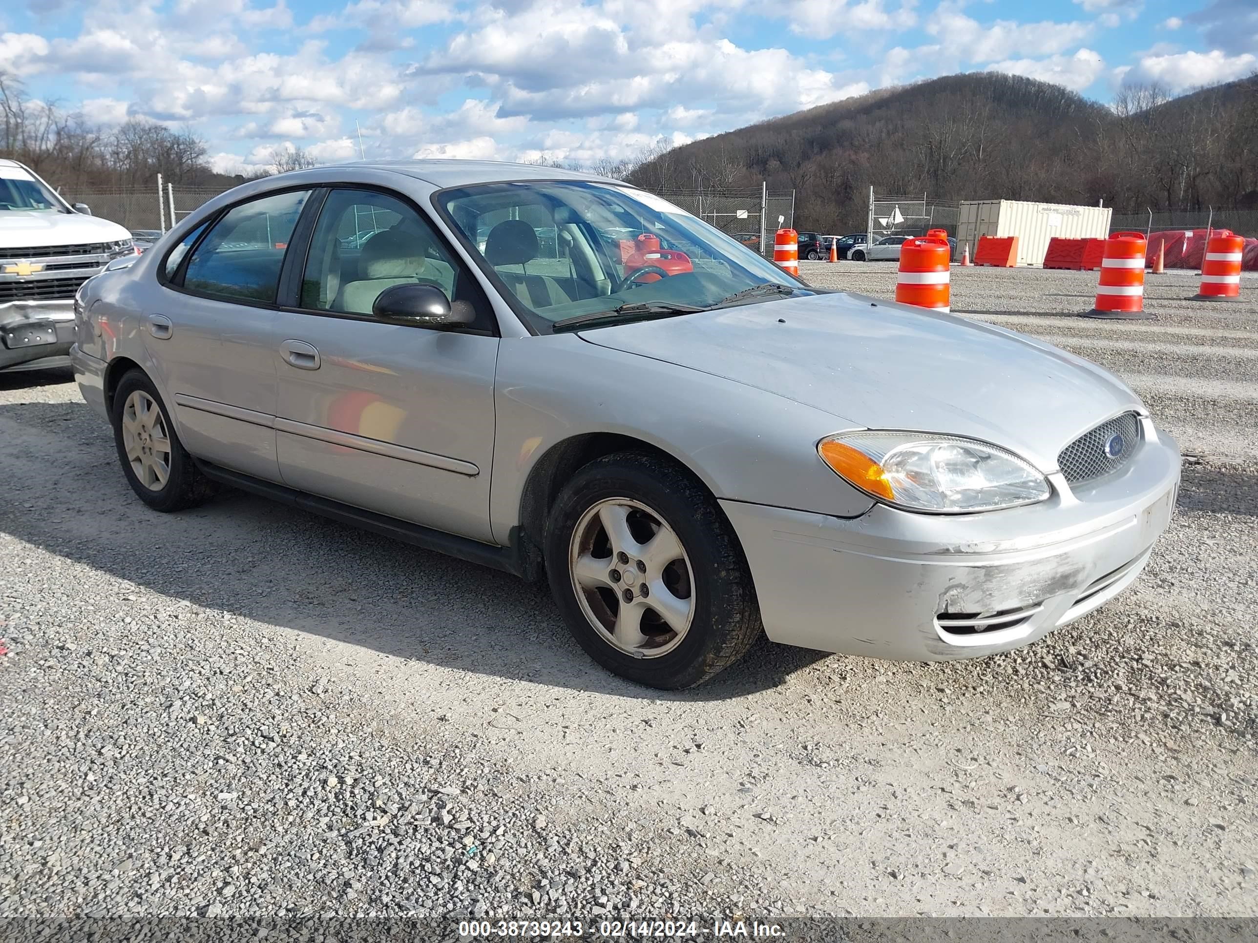 FORD TAURUS 2004 1fafp53214g152341