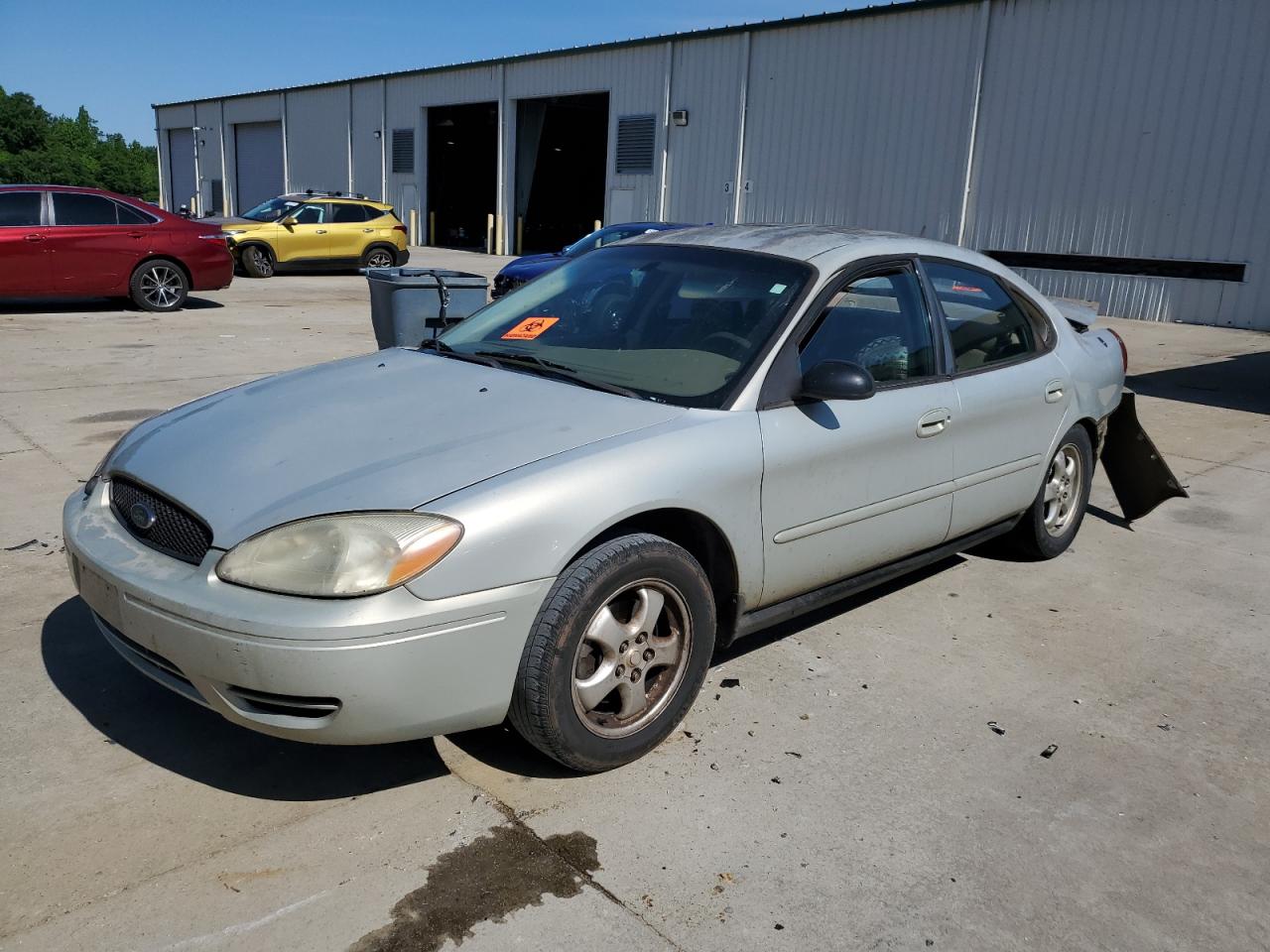 FORD TAURUS 2005 1fafp53215a164848