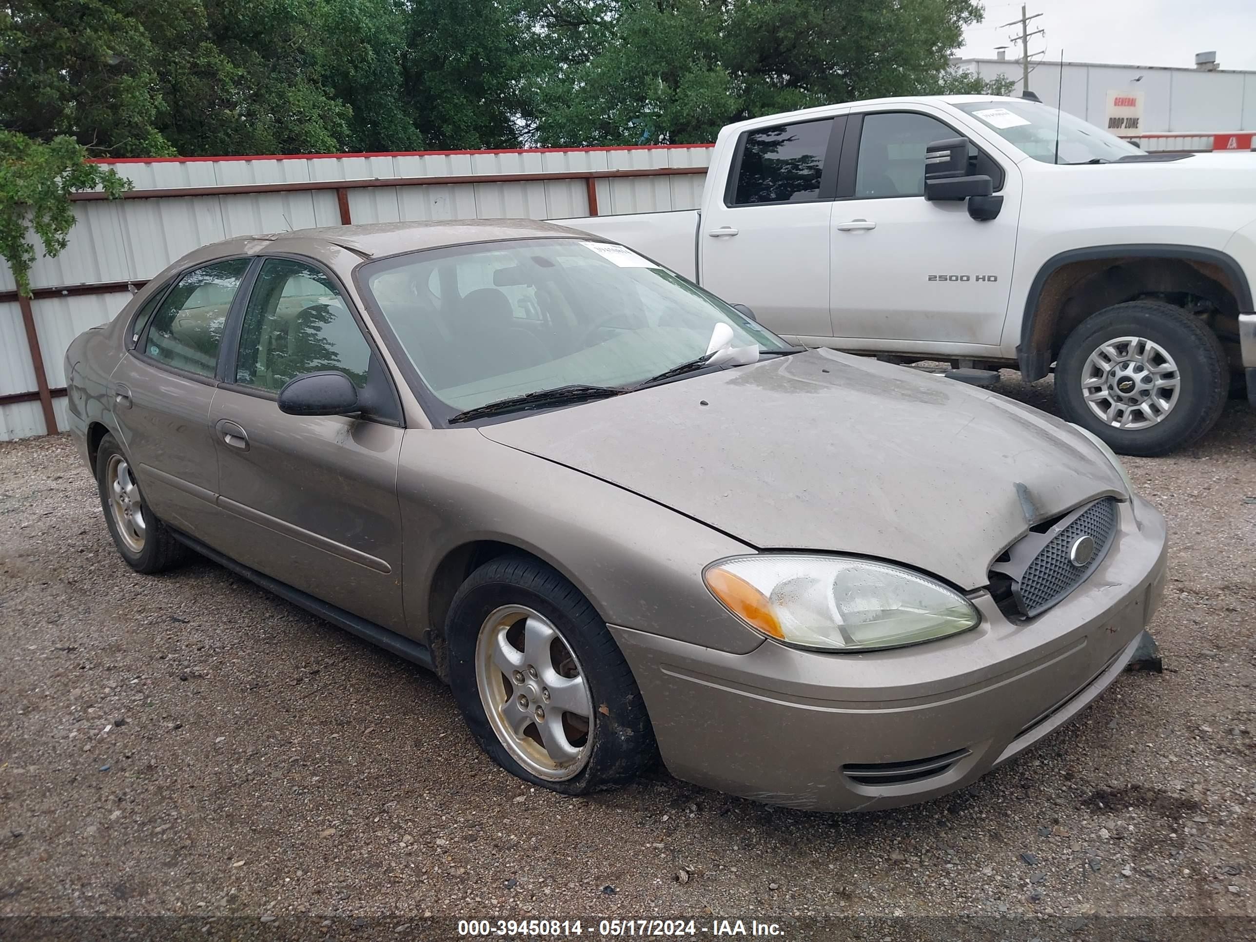 FORD TAURUS 2005 1fafp53265a274343