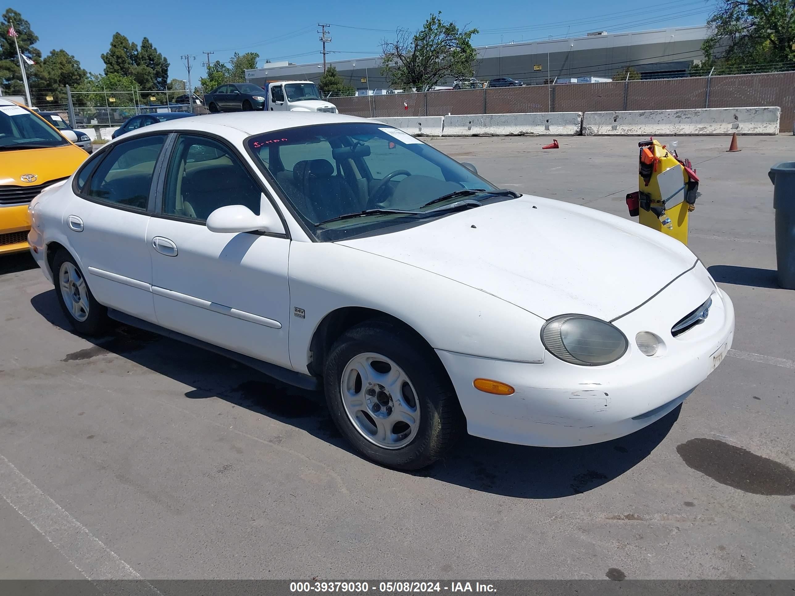 FORD TAURUS 1999 1fafp53s5xg131643