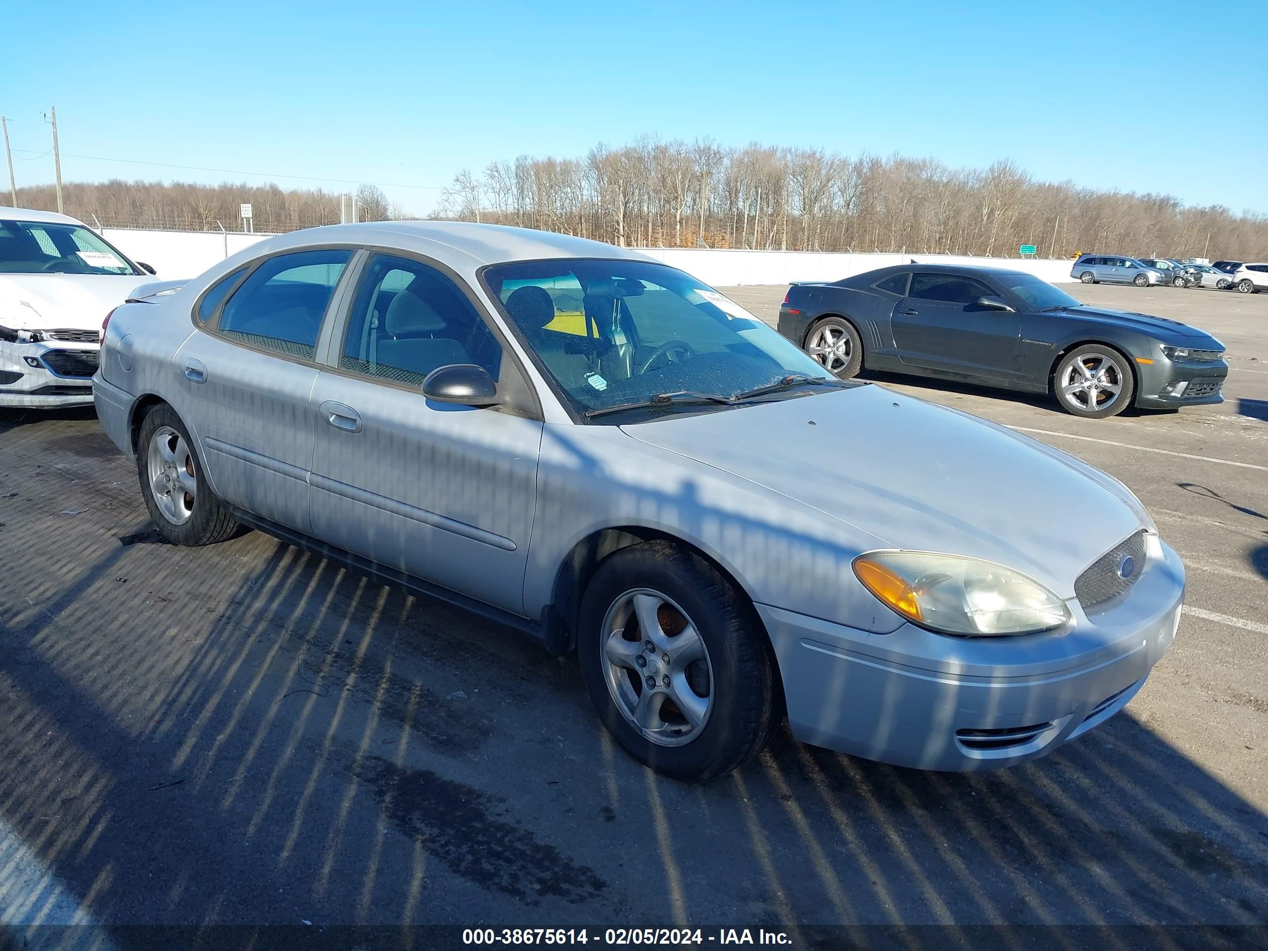 FORD TAURUS 2005 1fafp53u25a108256