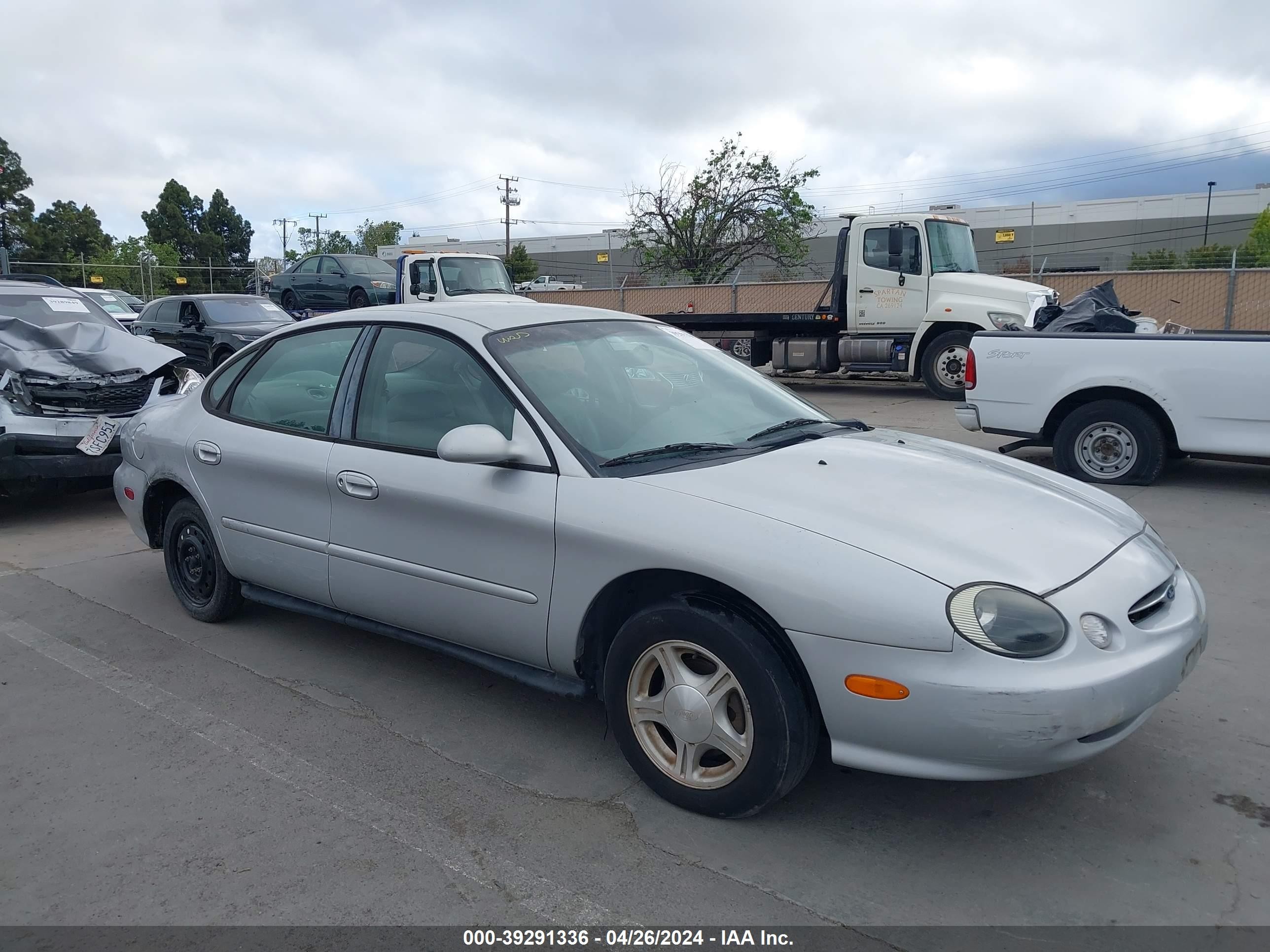 FORD TAURUS 1999 1fafp53u3xg205496