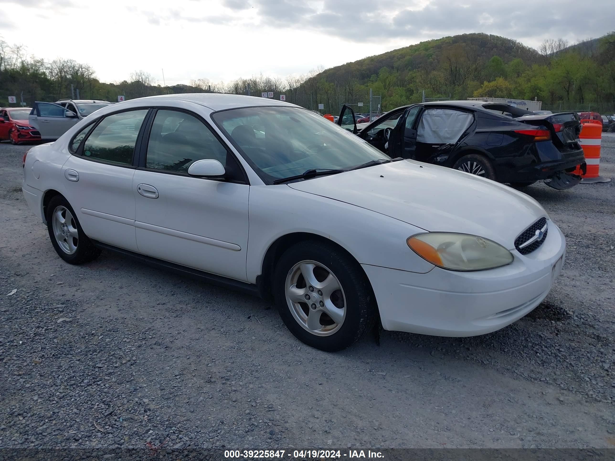 FORD TAURUS 2003 1fafp53u53a109625