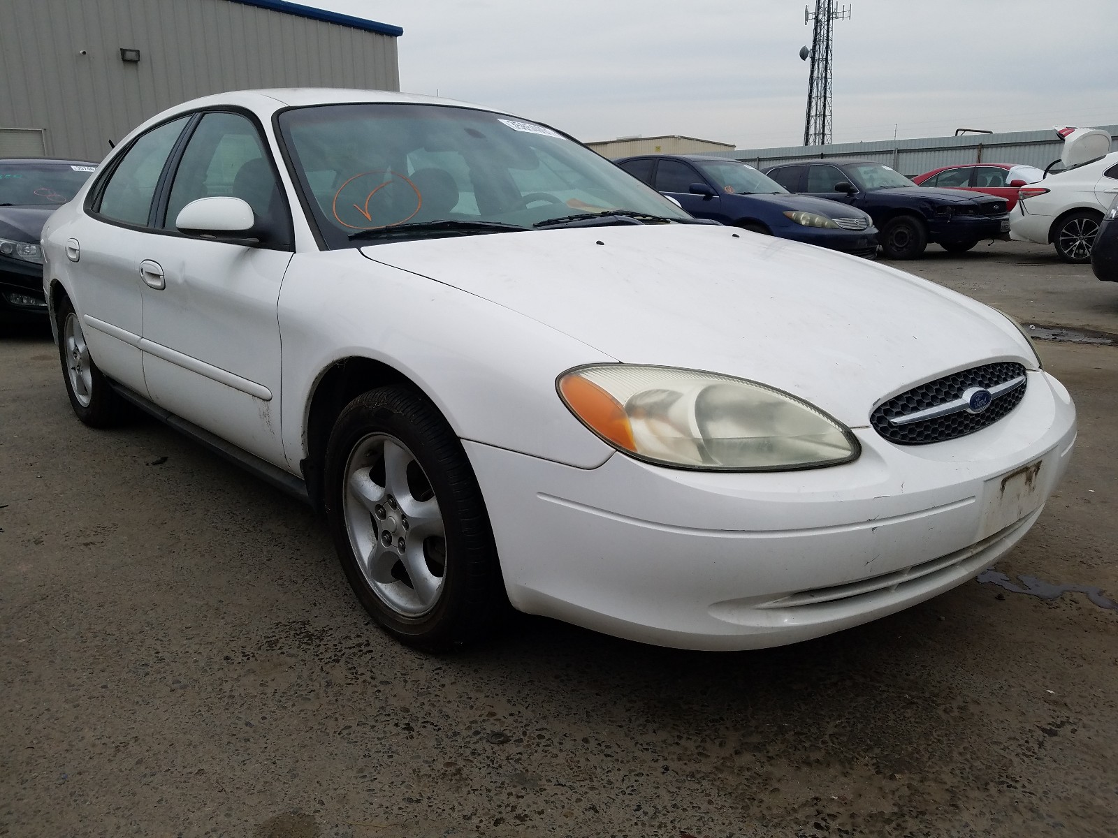 FORD TAURUS SE 2002 1fafp53ux2a179183