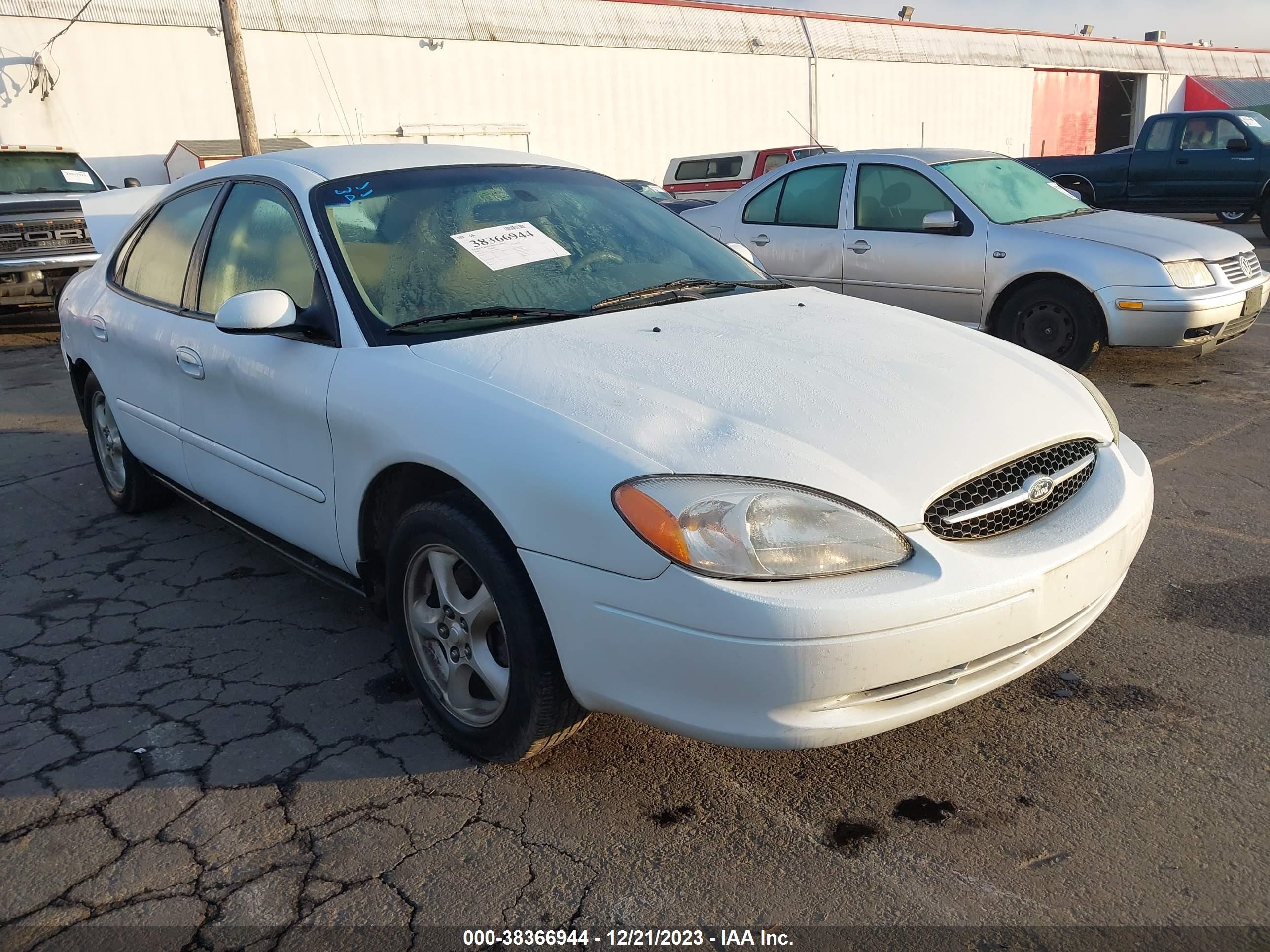 FORD TAURUS 2003 1fafp53ux3g139832