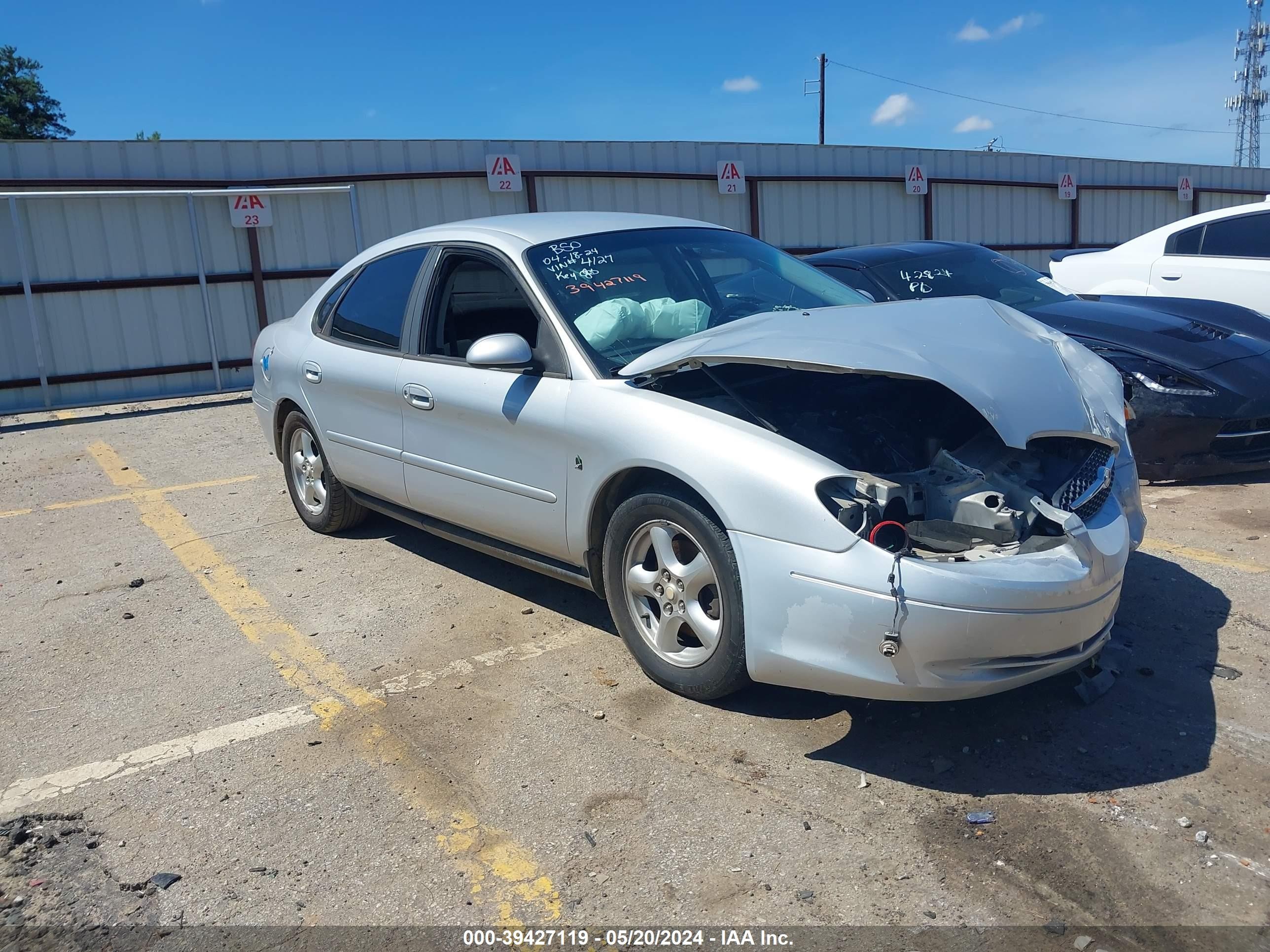 FORD TAURUS 2002 1fafp55232a244127