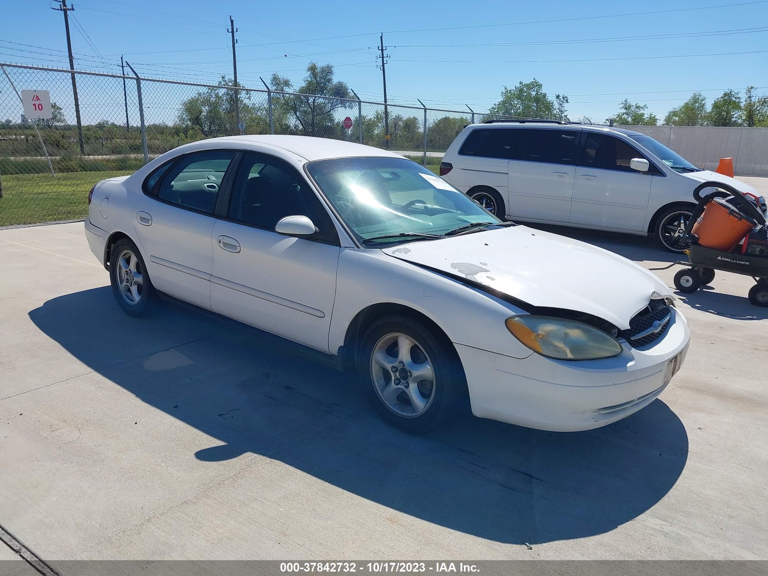 FORD TAURUS 2003 1fafp55273g137693