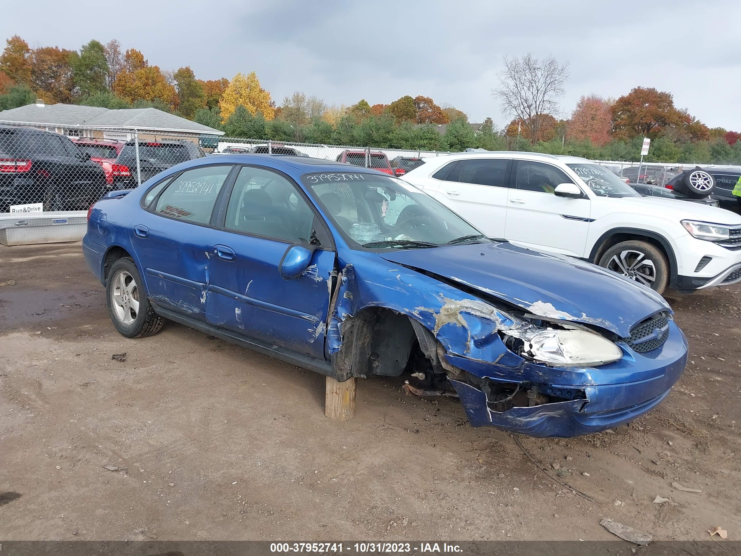 FORD TAURUS 2002 1fafp55s82g230544