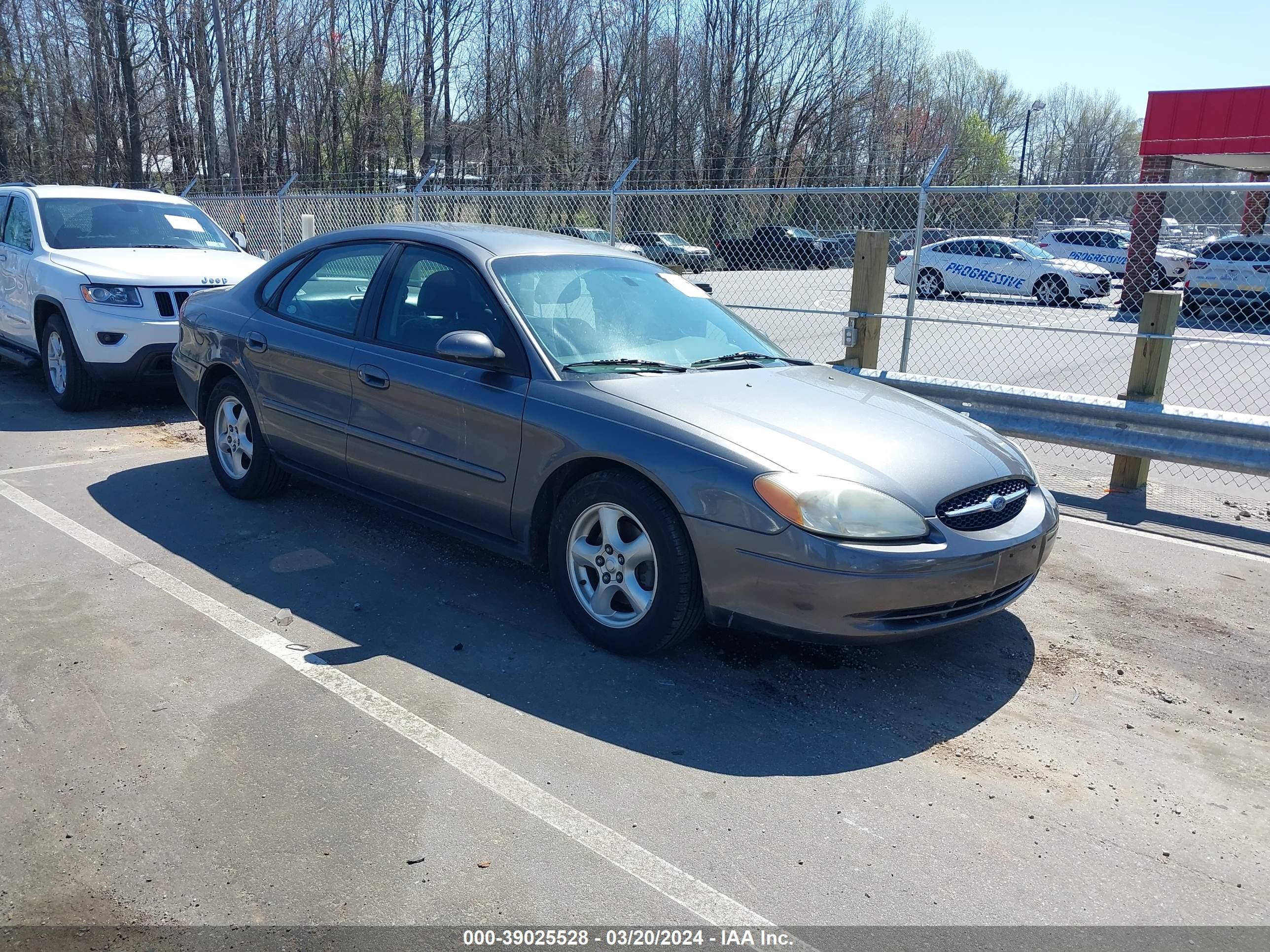 FORD TAURUS 2002 1fafp55u42a183159