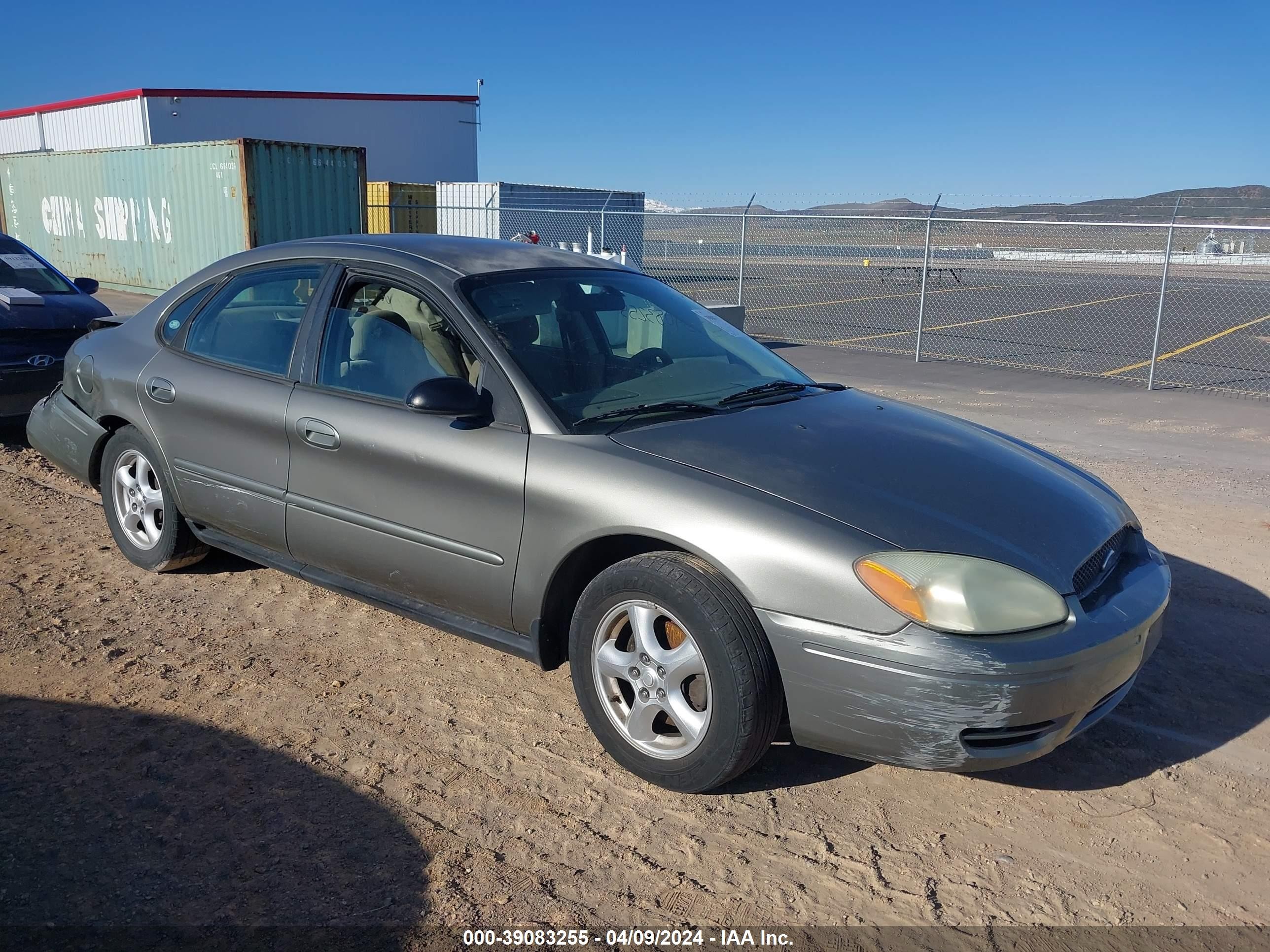 FORD TAURUS 2004 1fafp55u54g105134