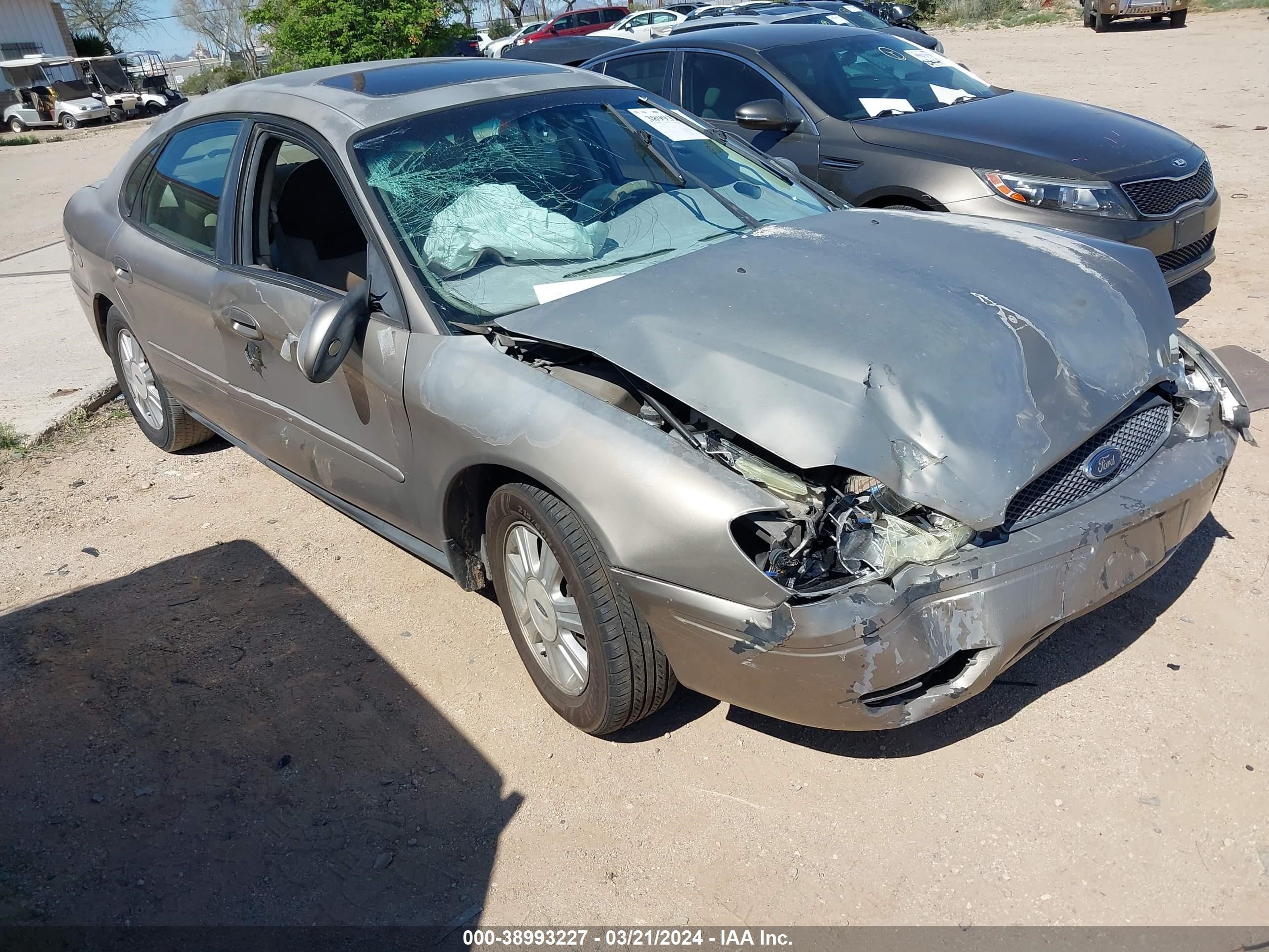 FORD TAURUS 2005 1fafp56215a252911