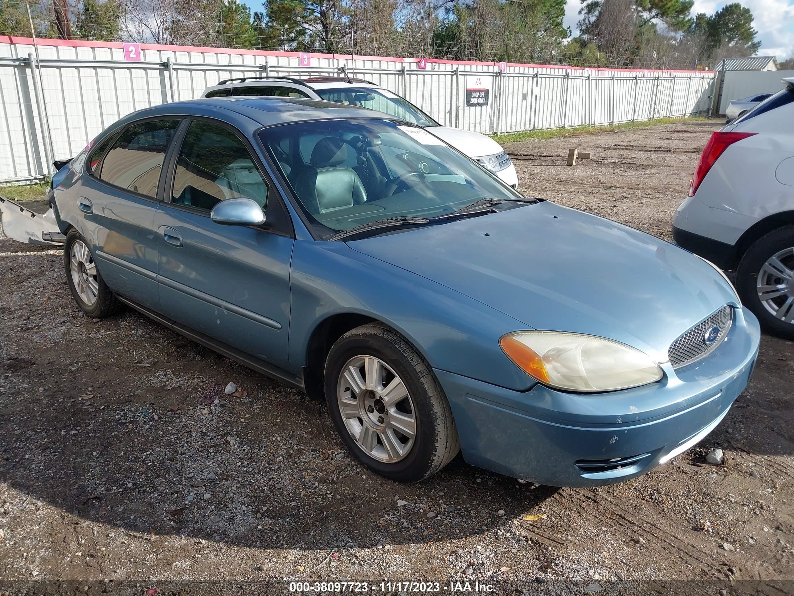 FORD TAURUS 2005 1fafp56285a229920