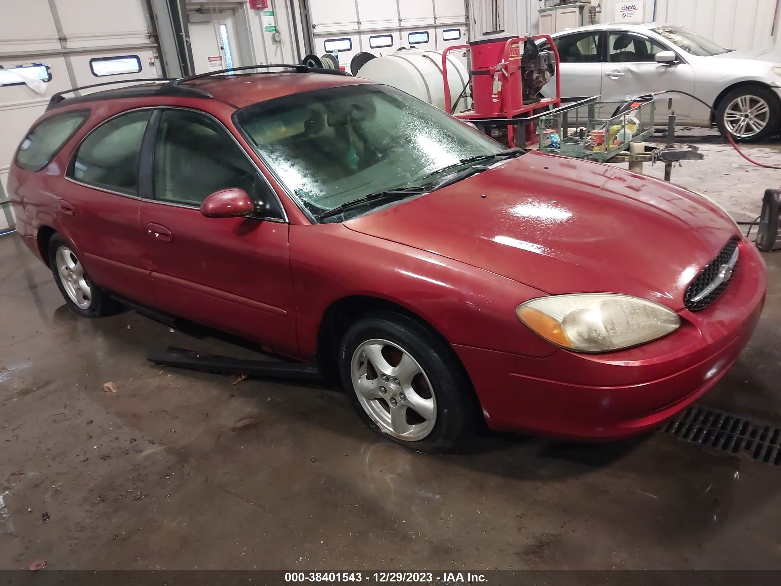 FORD TAURUS 2002 1fafp58s82a237878