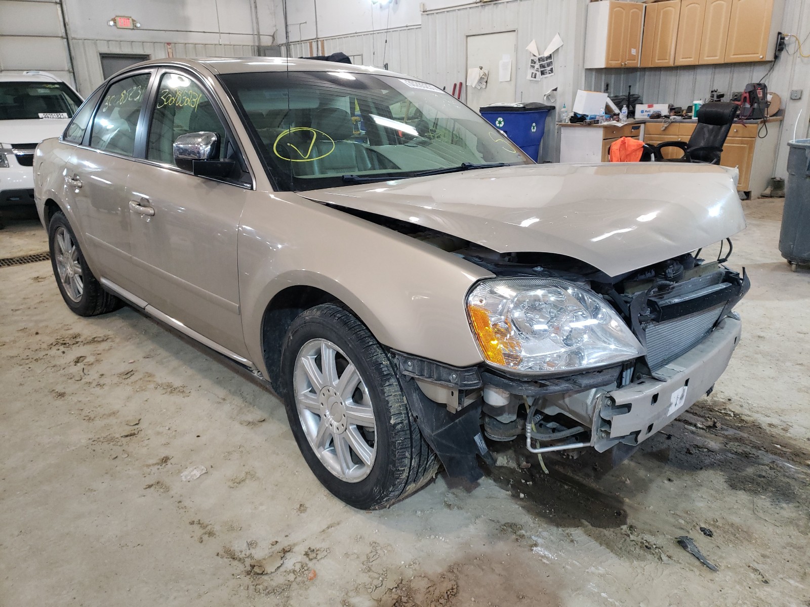 FORD FIVE HUNDR 2007 1fahp25157g163794