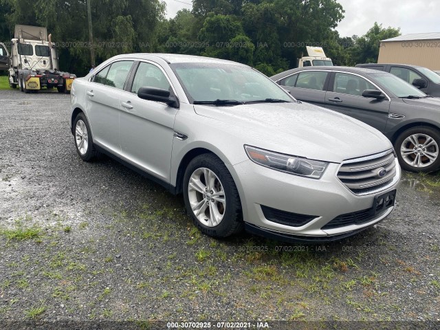 FORD TAURUS 2016 1fahp2d80gg112833