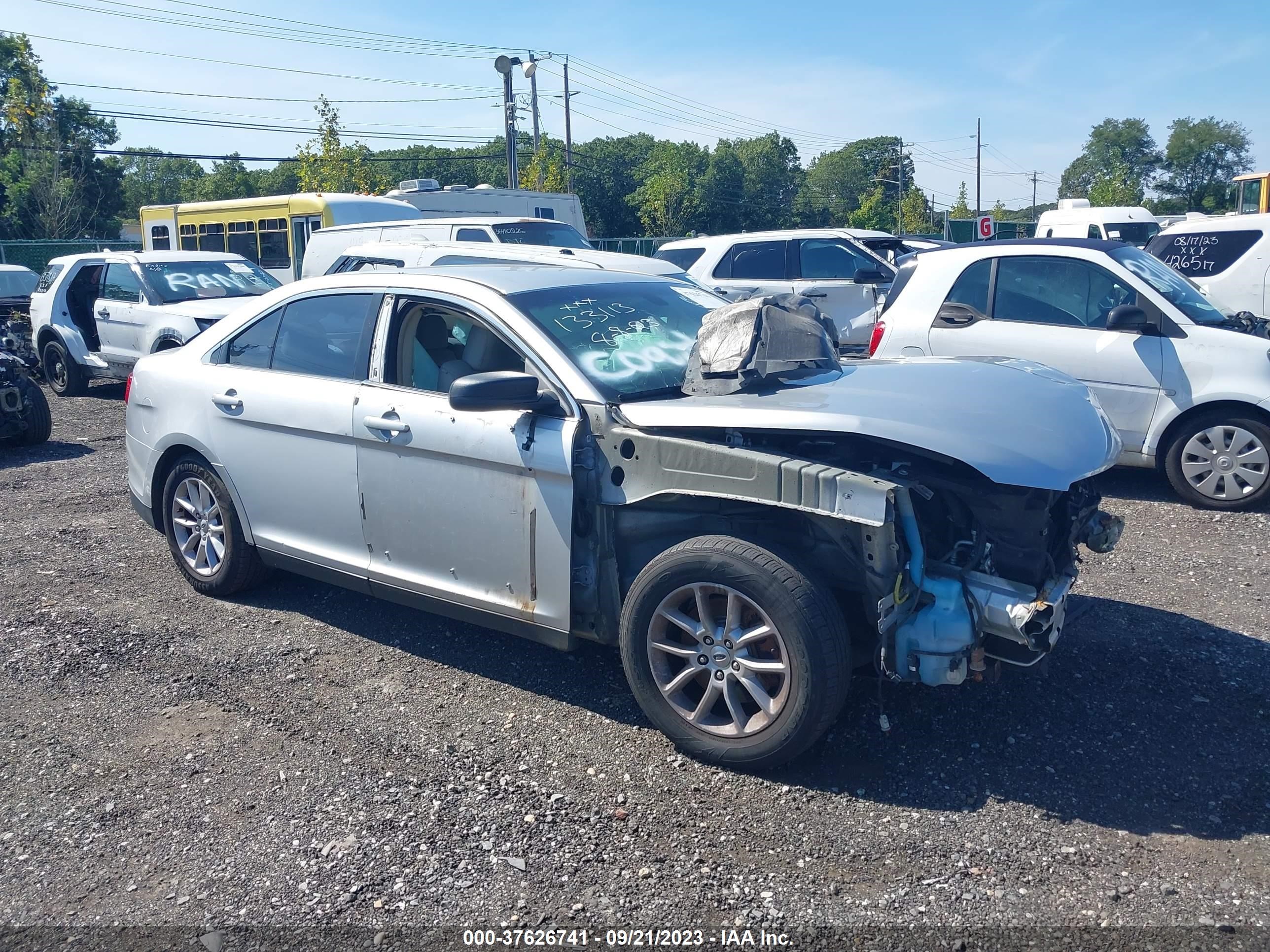 FORD TAURUS 2013 1fahp2d81dg196298