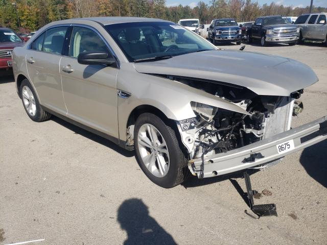 FORD TAURUS SE 2018 1fahp2d82jg105406